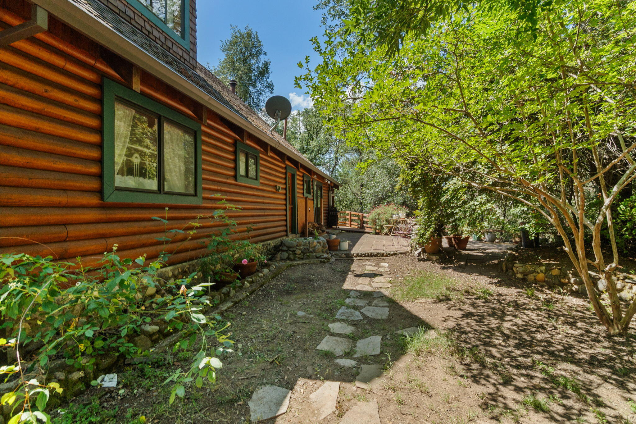 main property photo 41