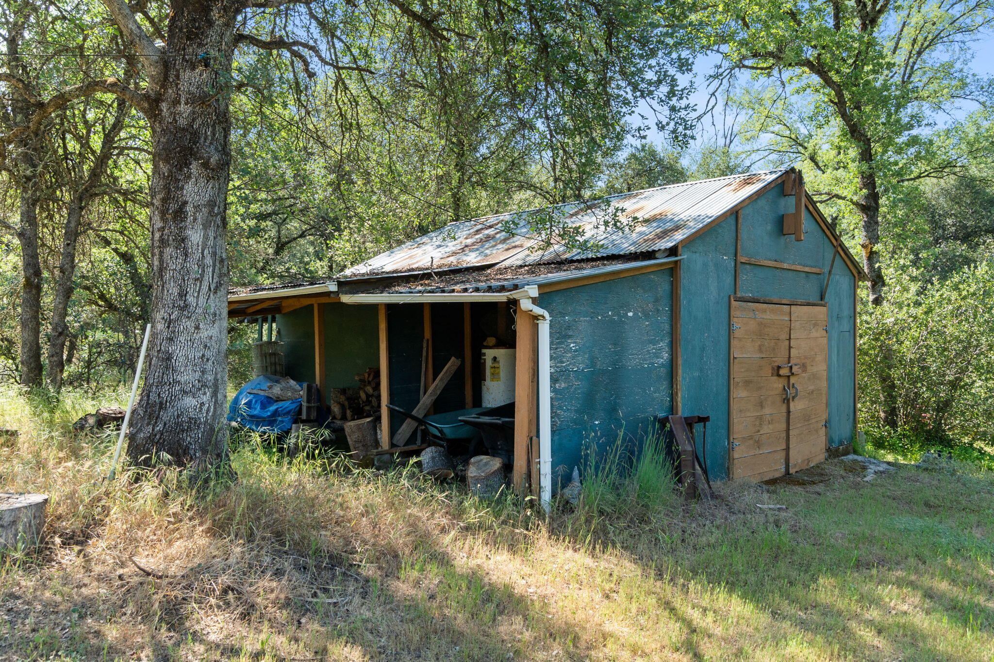 main property photo 50