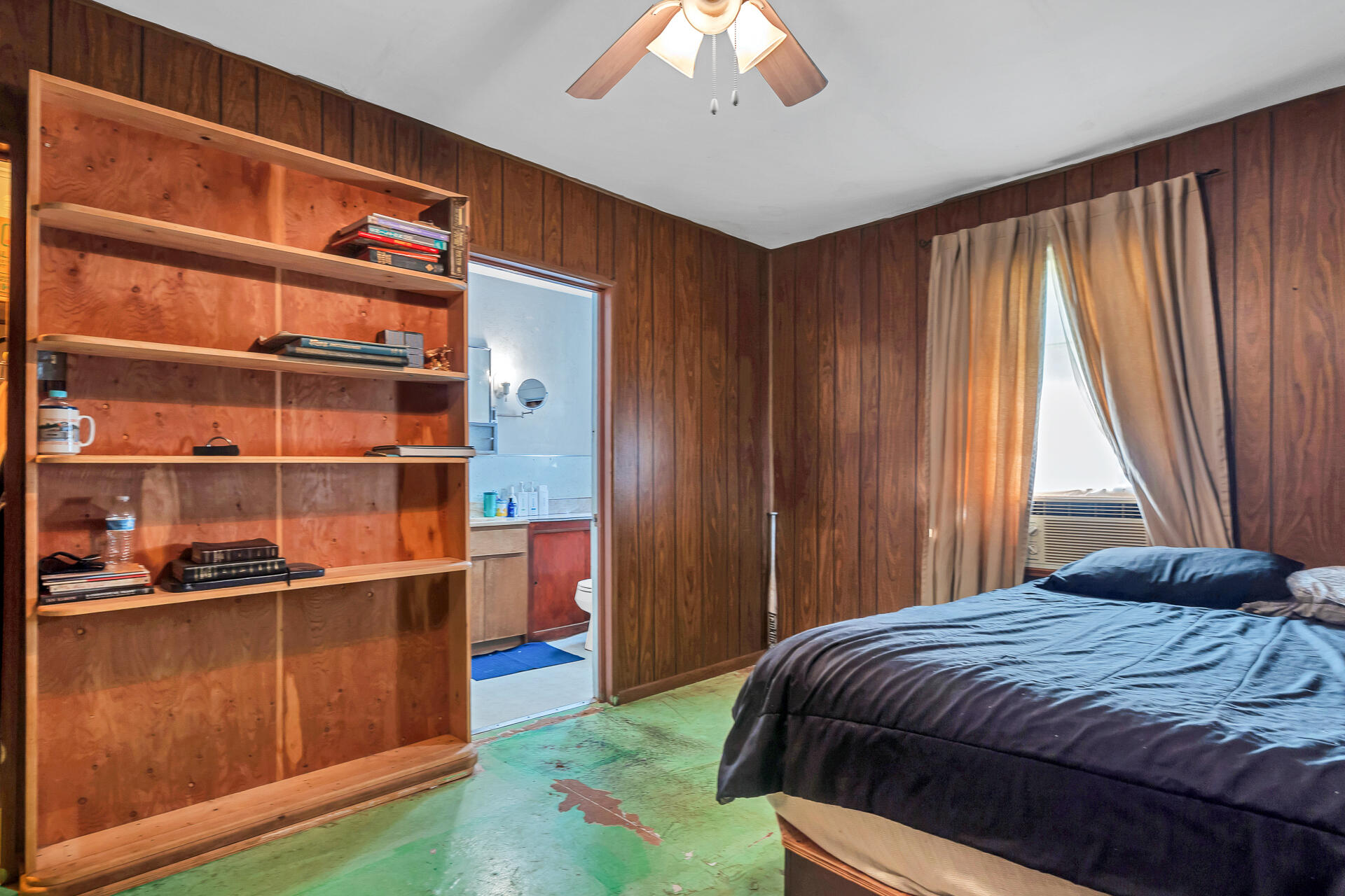 main property photo 14