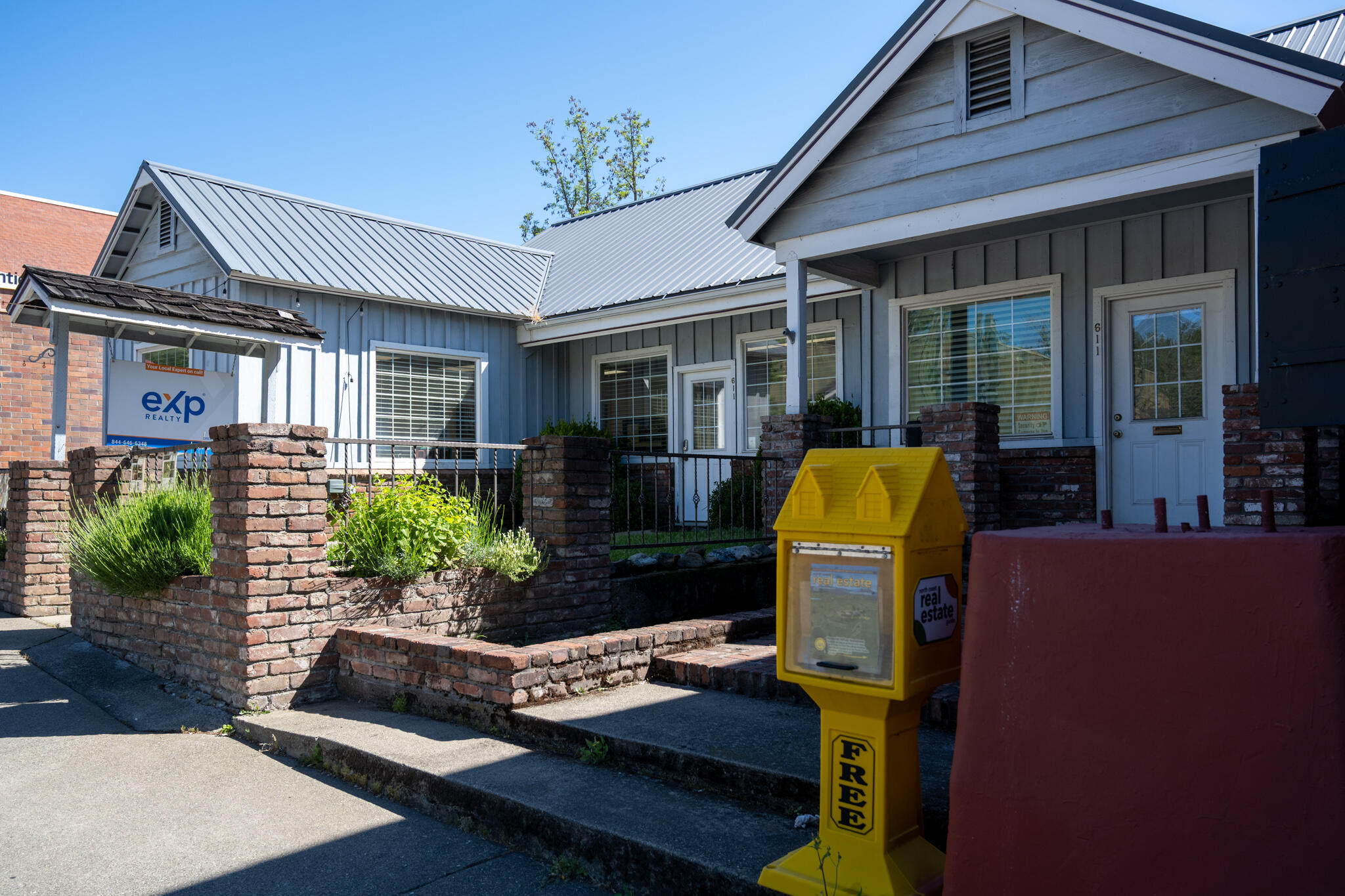 main property photo 2