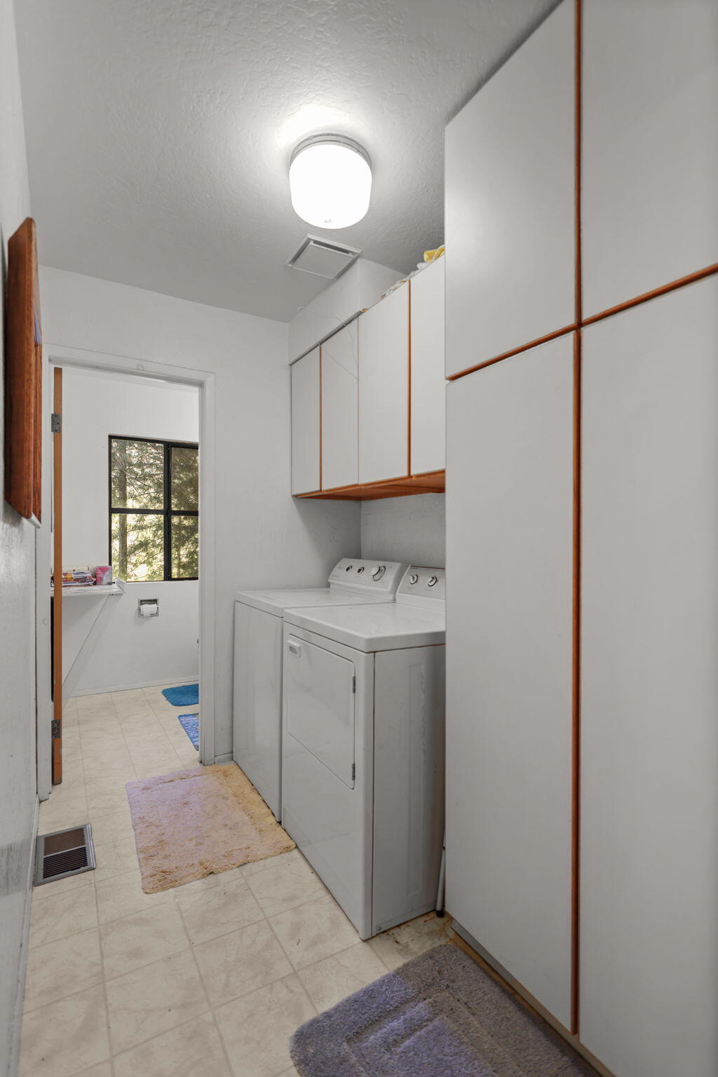 main property photo 111