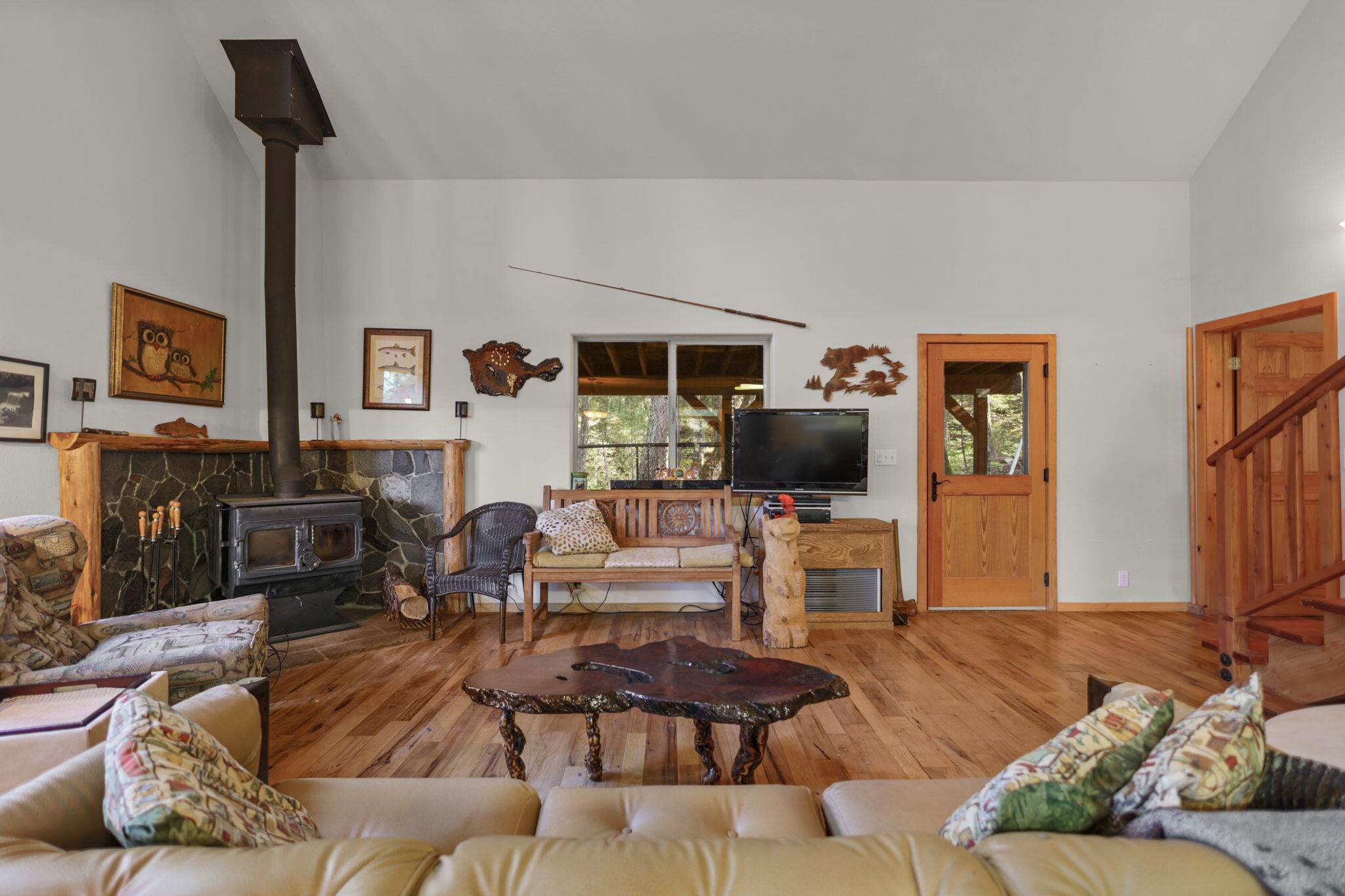 main property photo 59