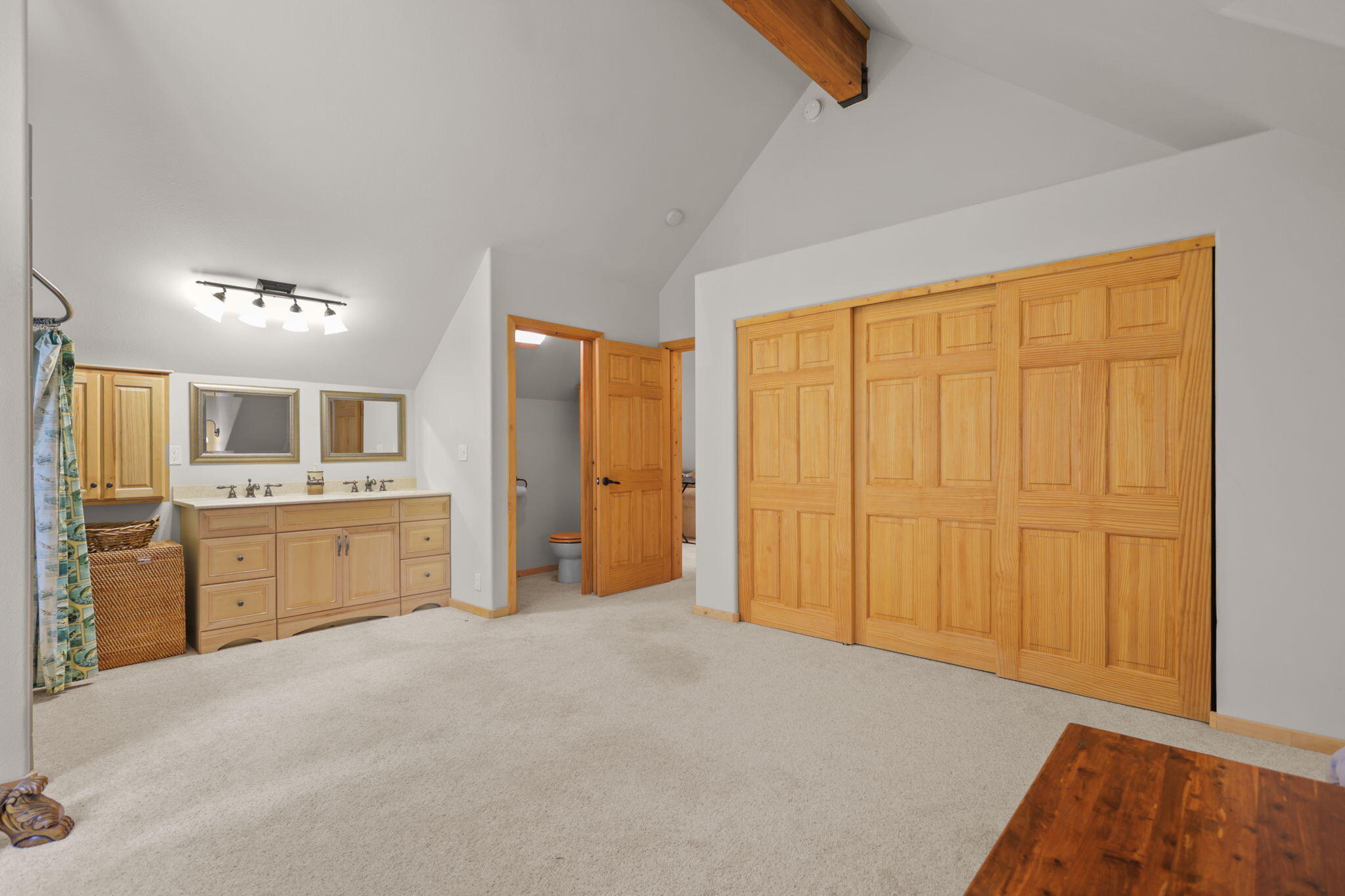 main property photo 68