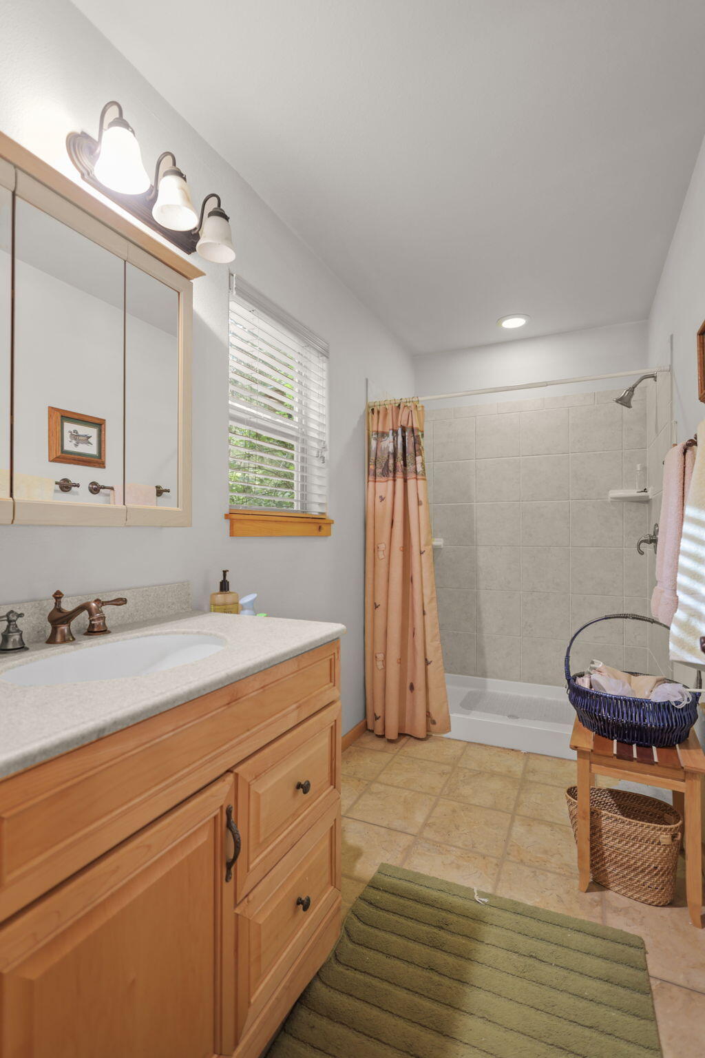 main property photo 76