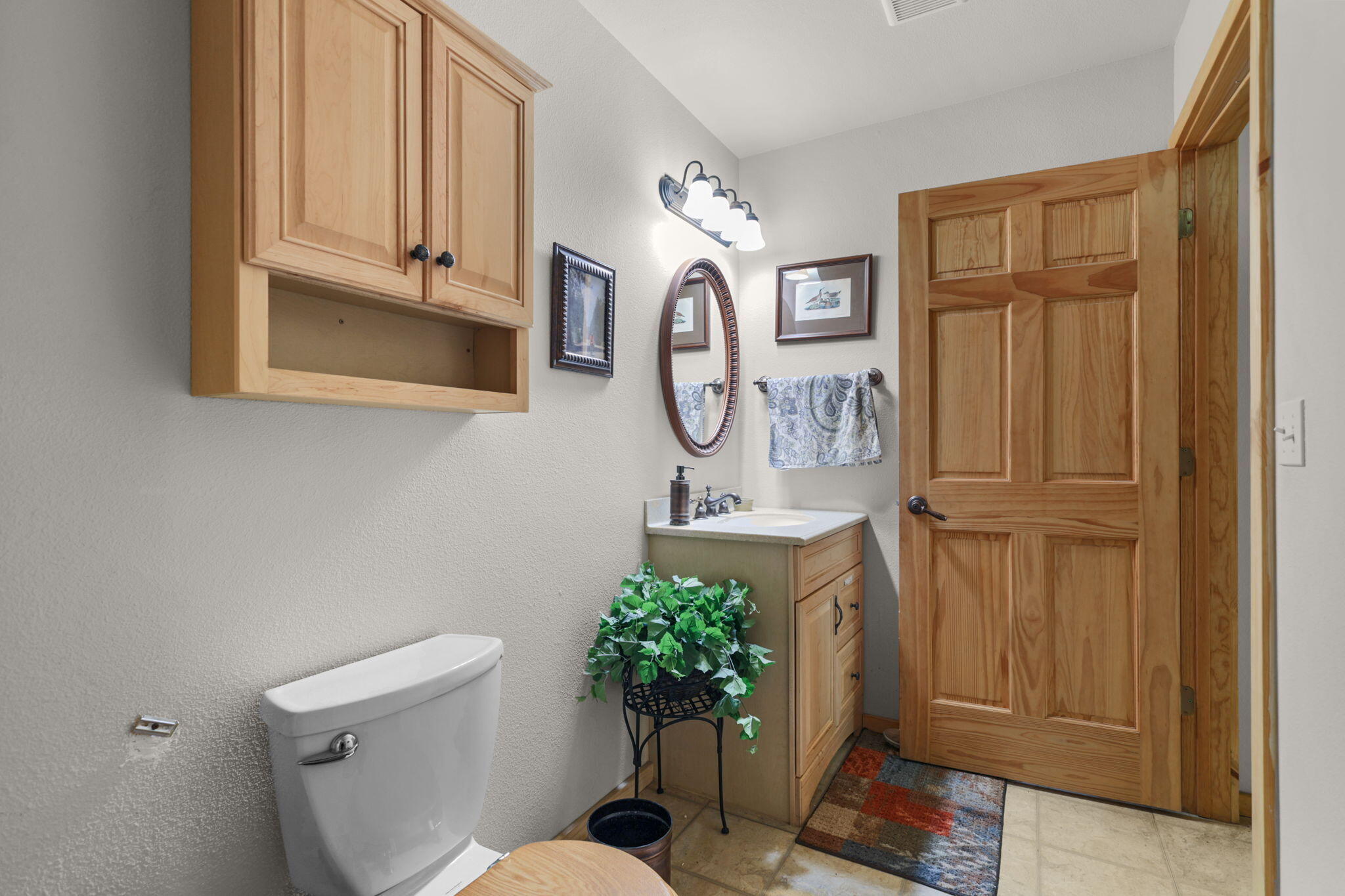main property photo 78