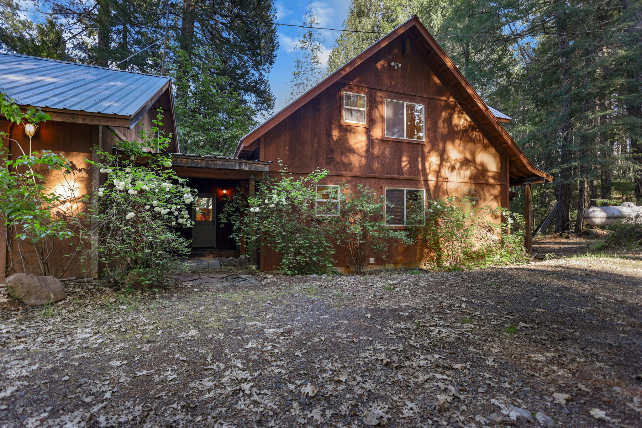 main property photo 89