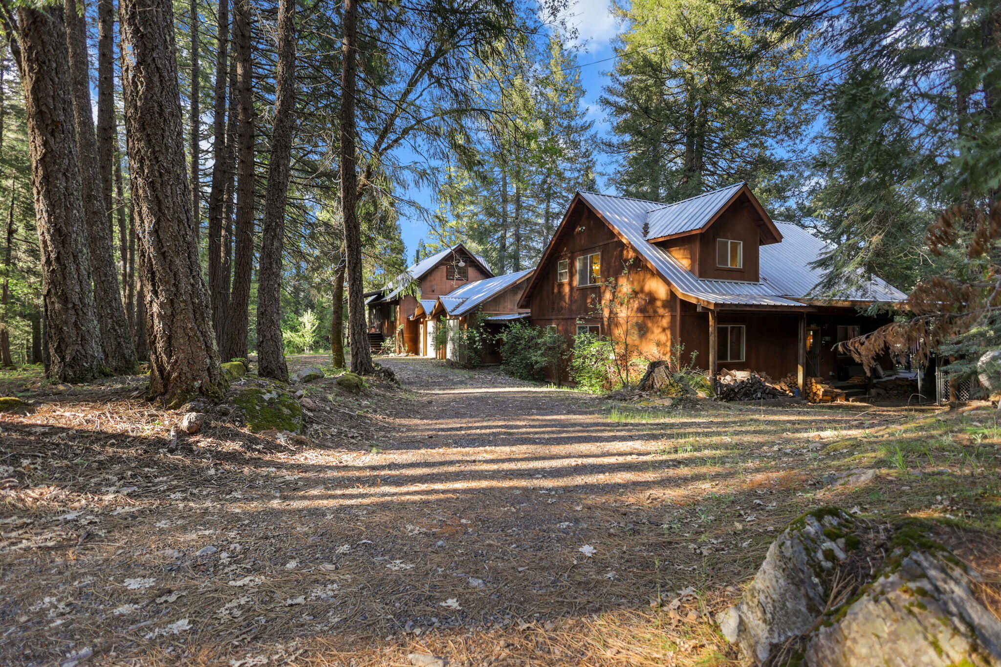 main property photo 90