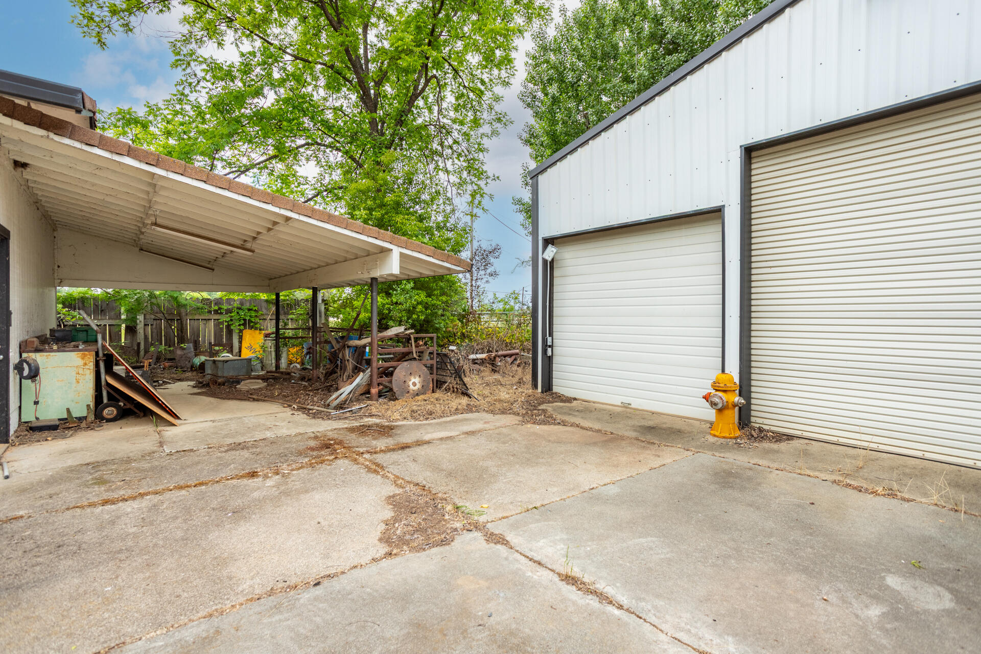 main property photo 36
