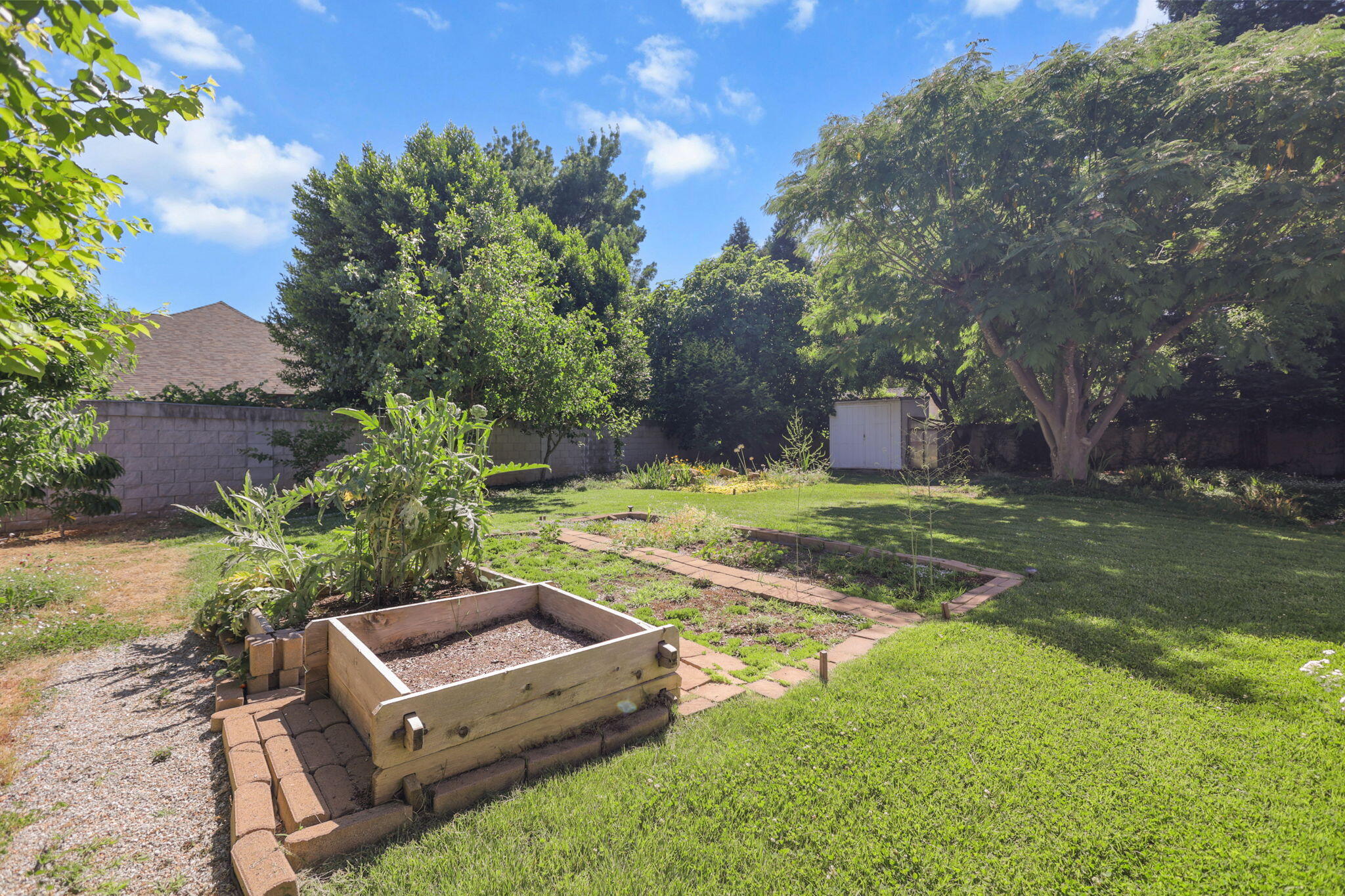 main property photo 106