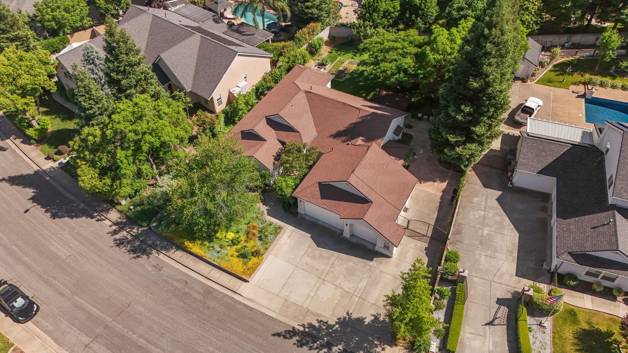 main property photo 108