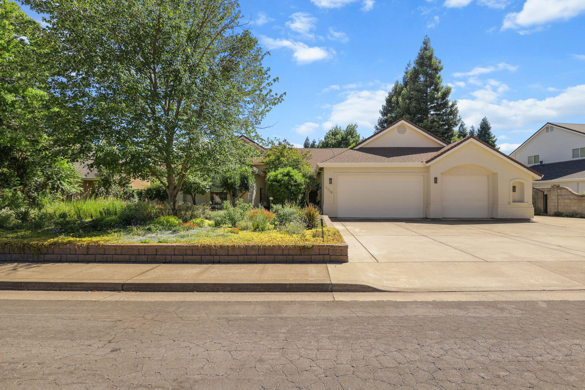 main property photo 112