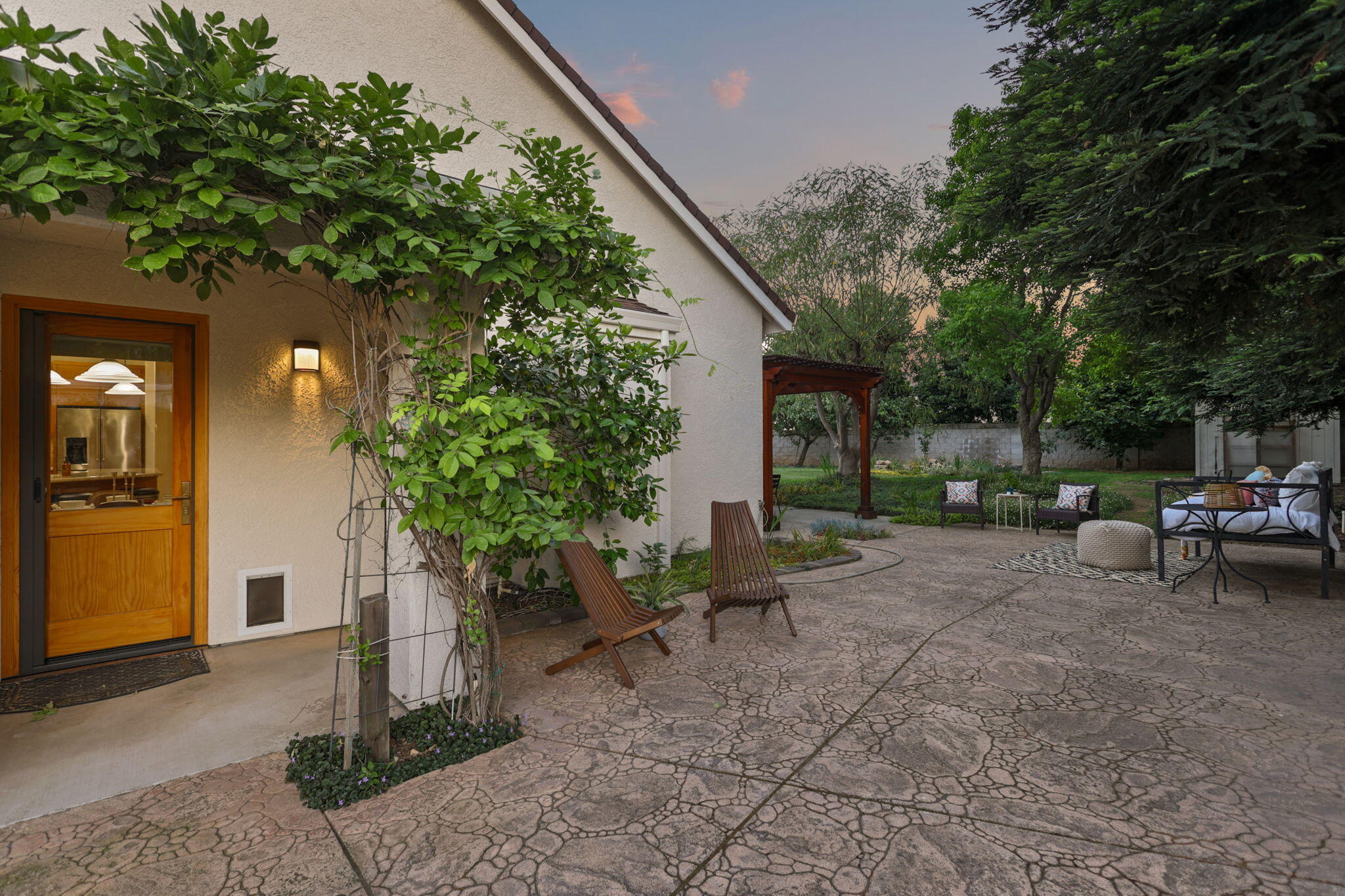 main property photo 35
