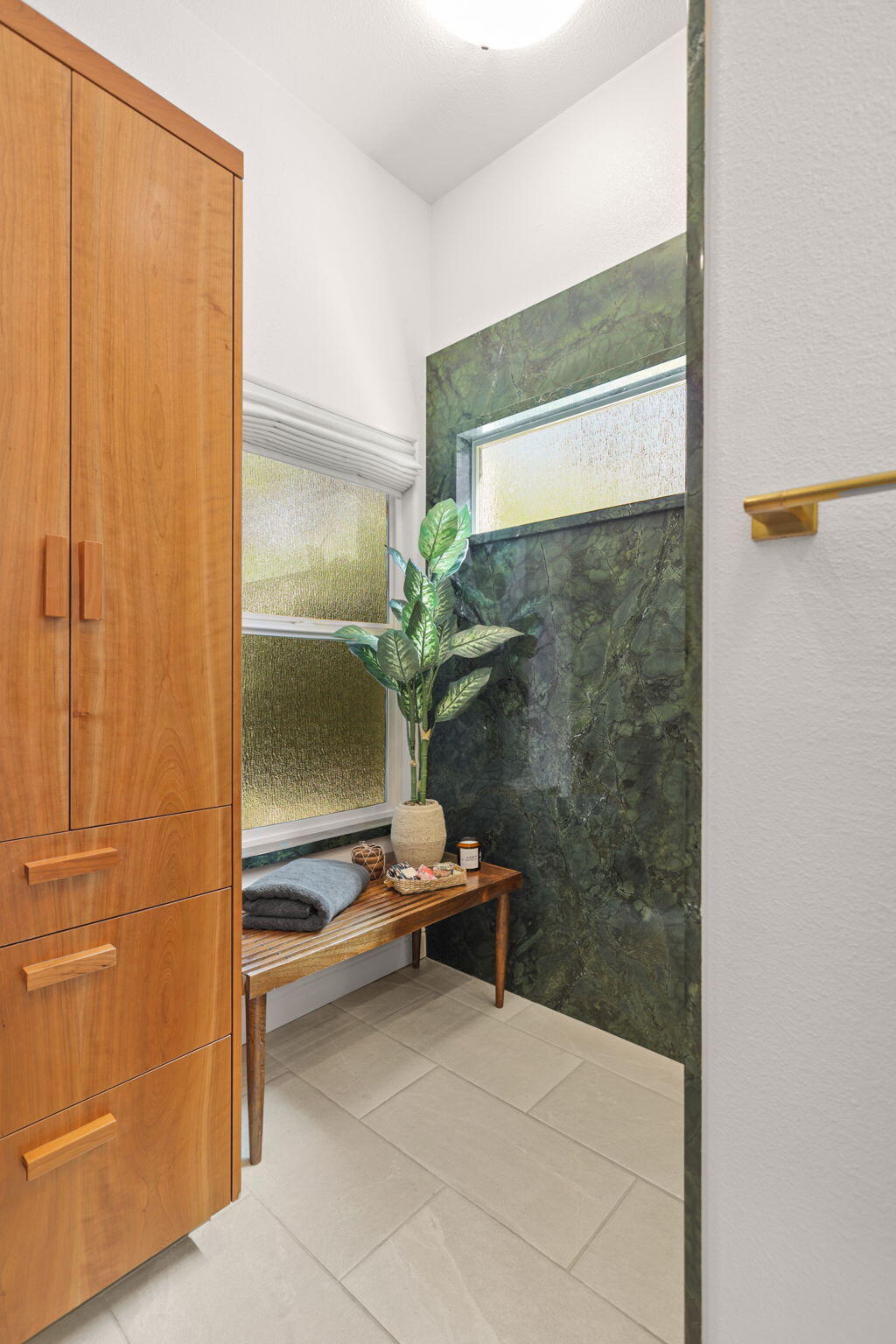 main property photo 81