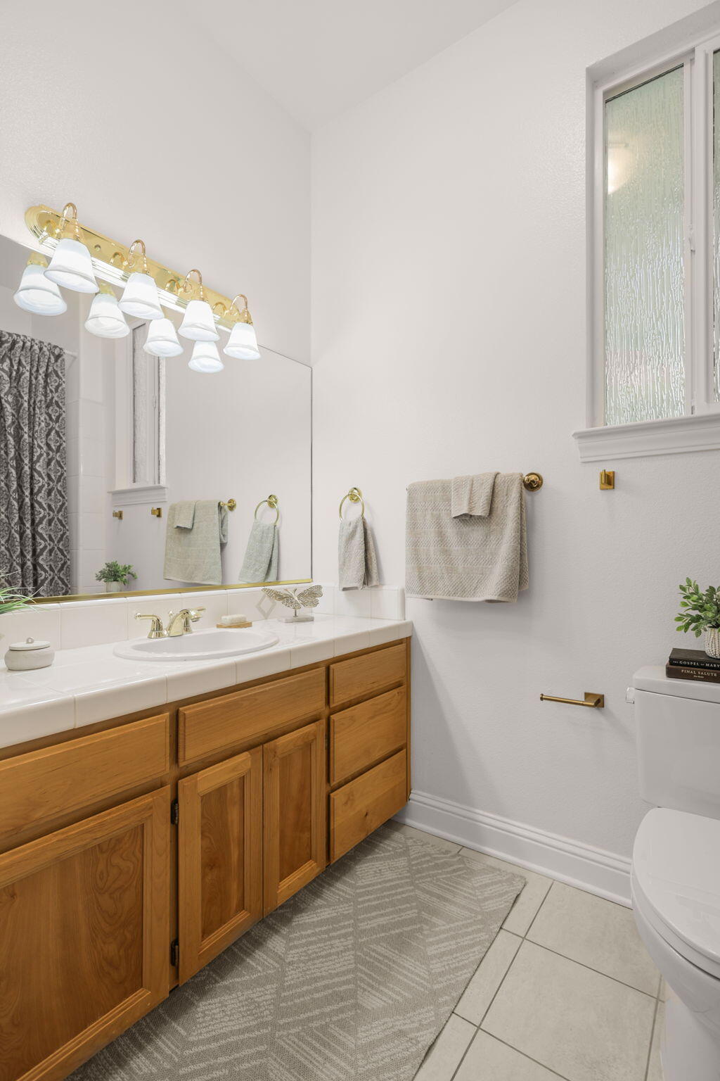 main property photo 89