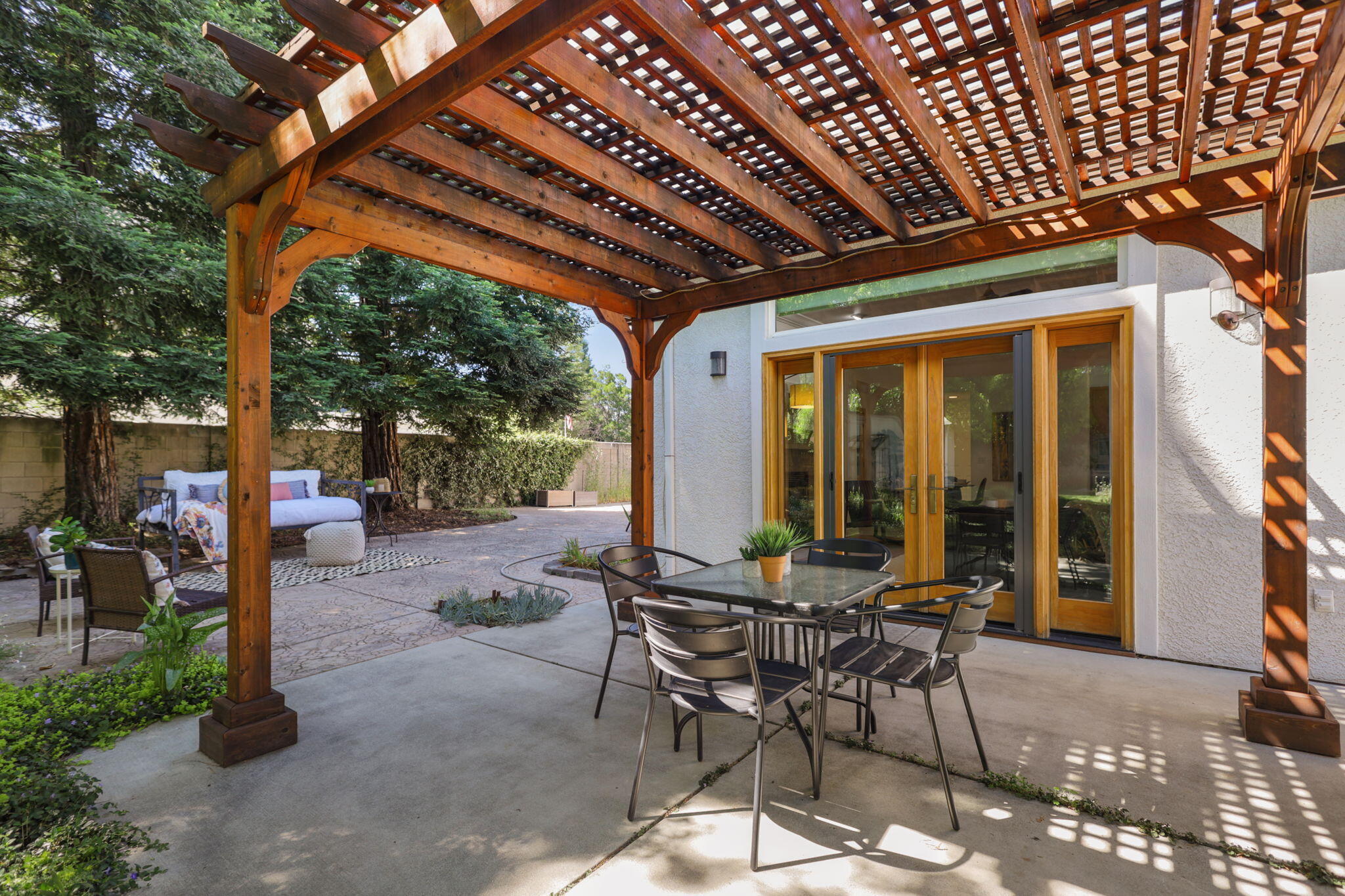 main property photo 99