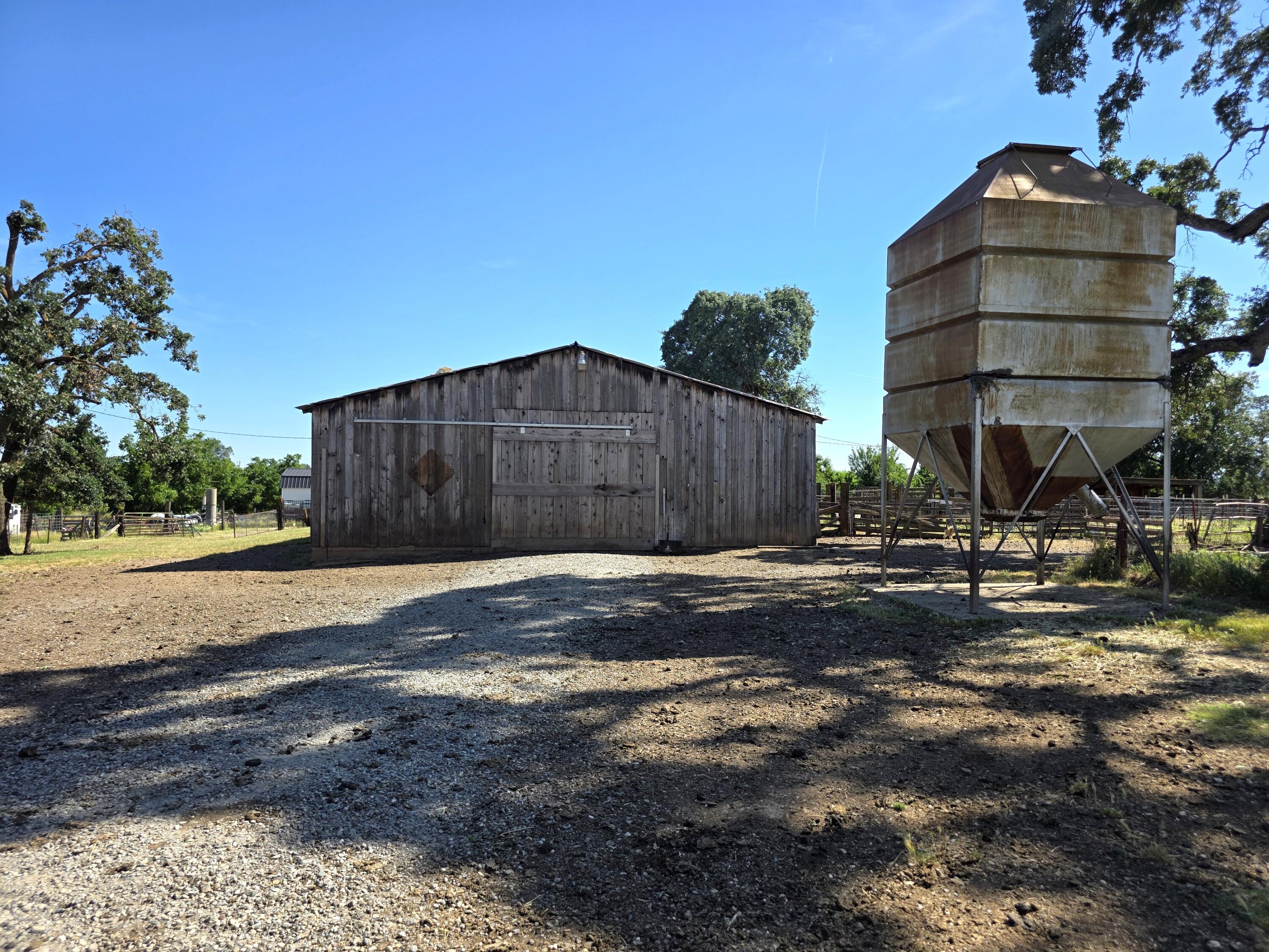 main property photo 46