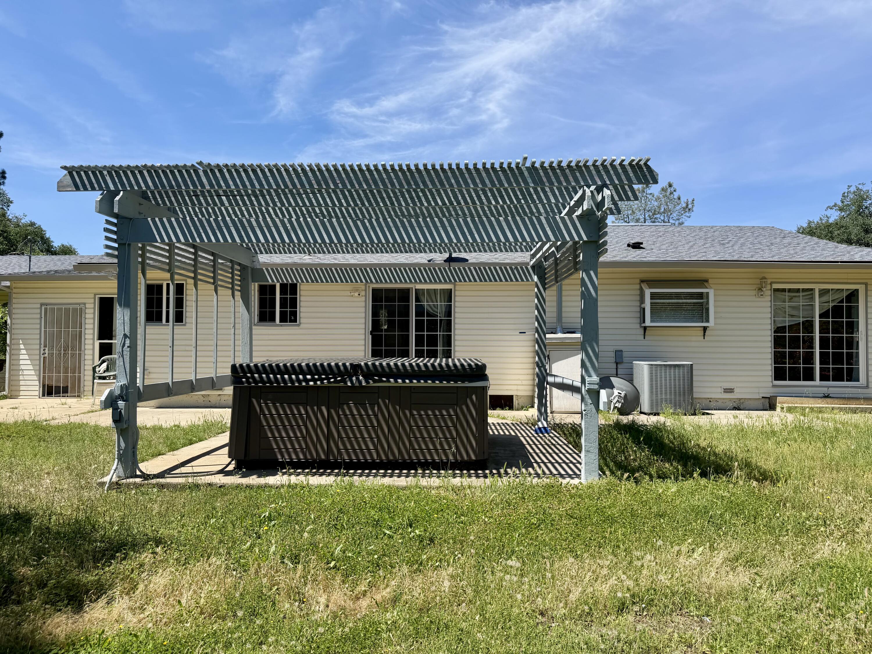 main property photo 29
