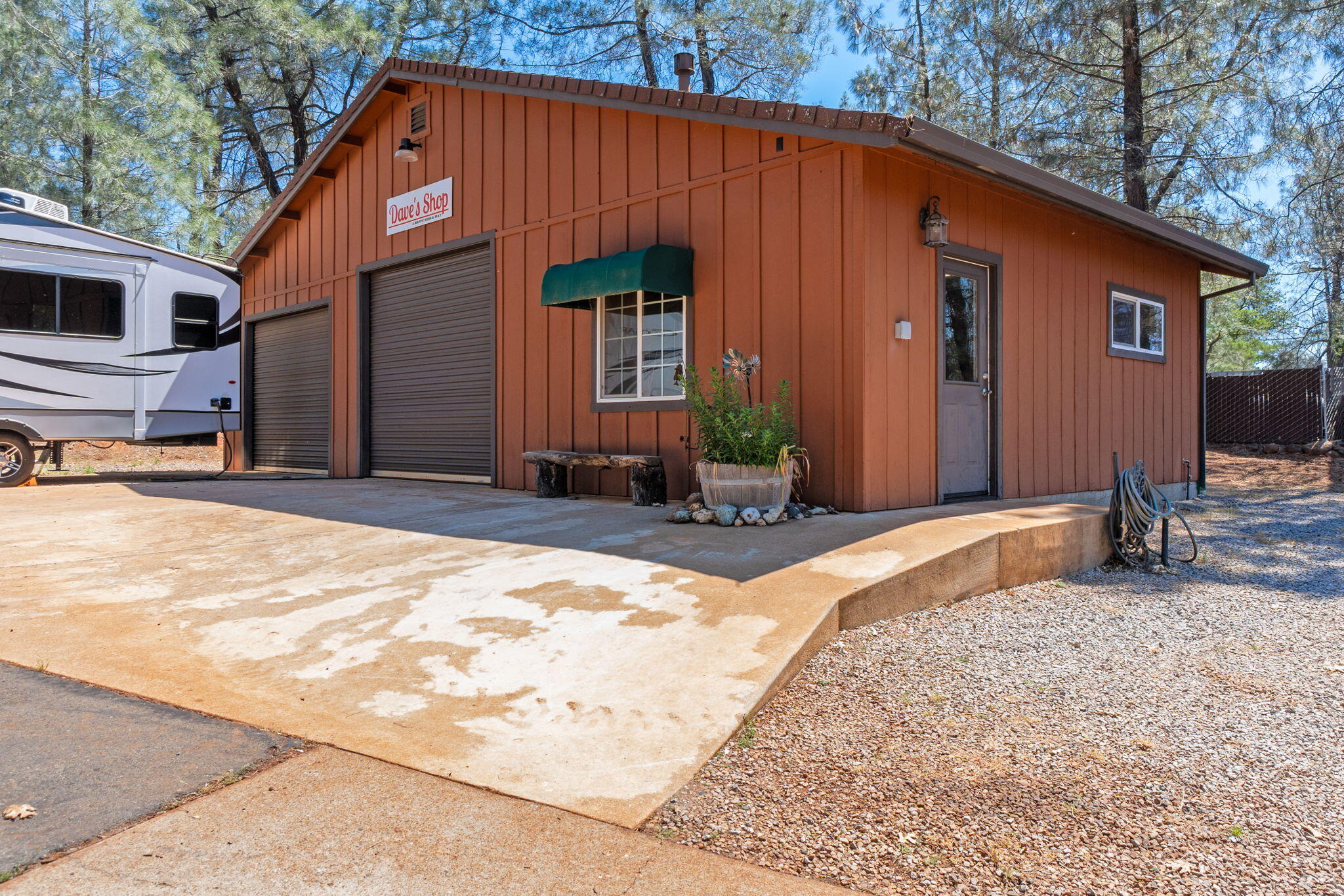main property photo 49