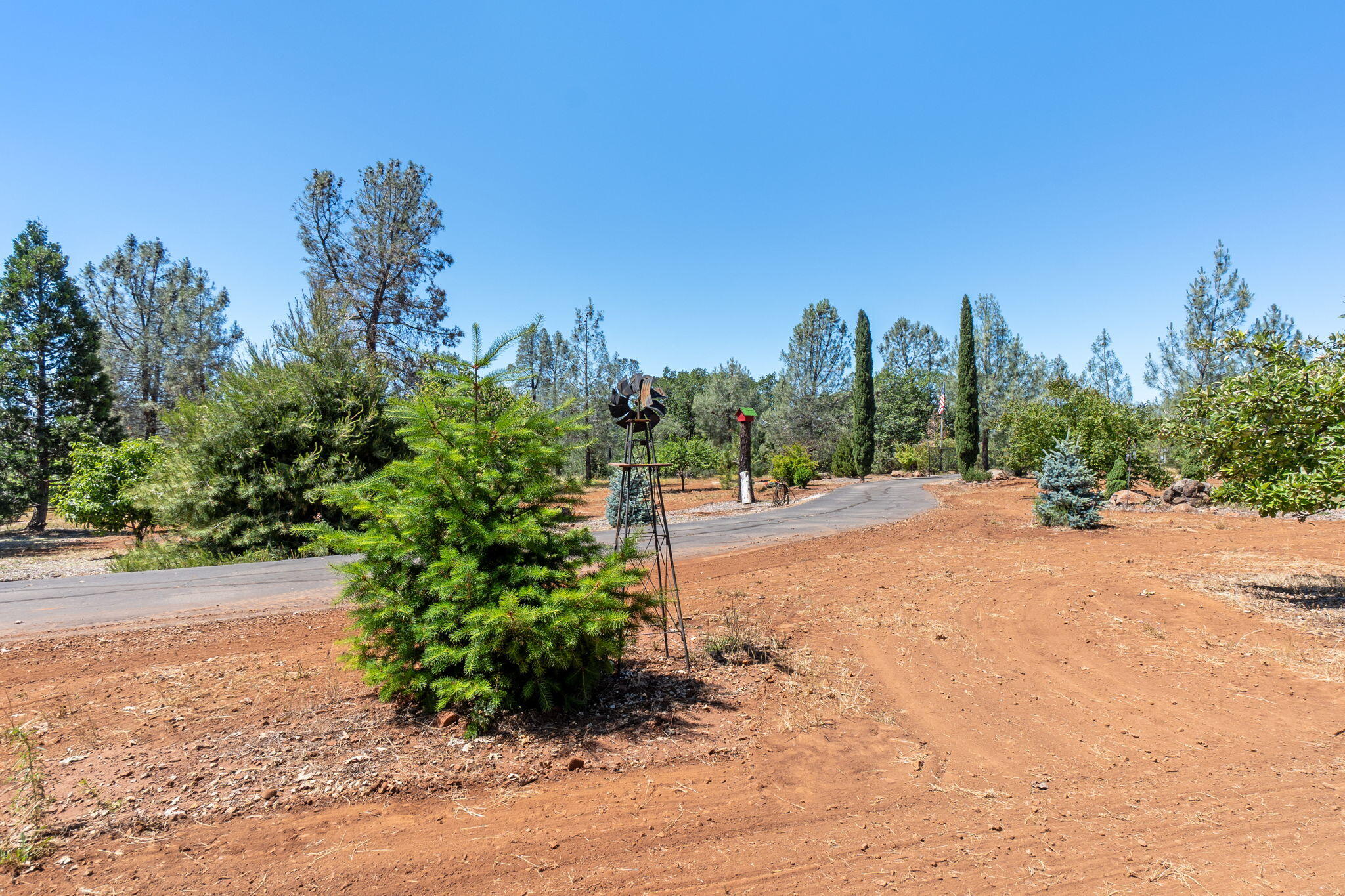 main property photo 60
