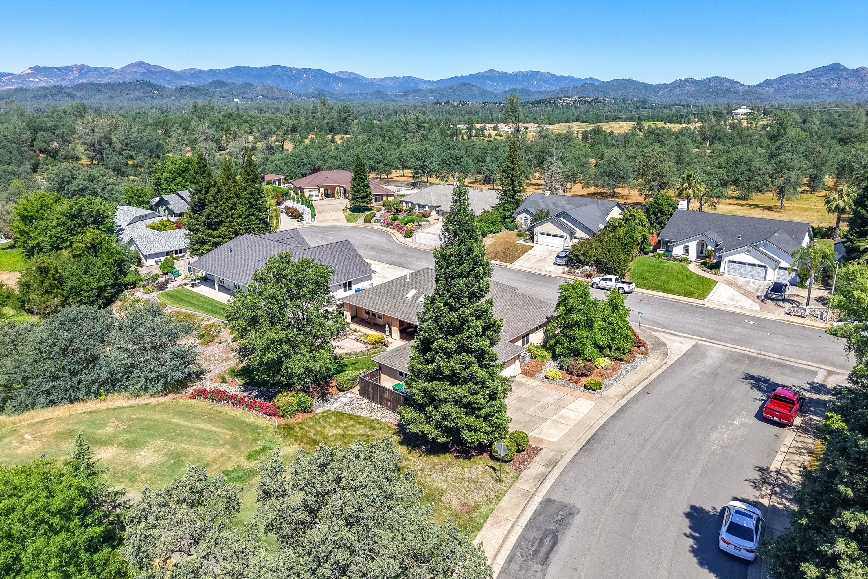 main property photo 78