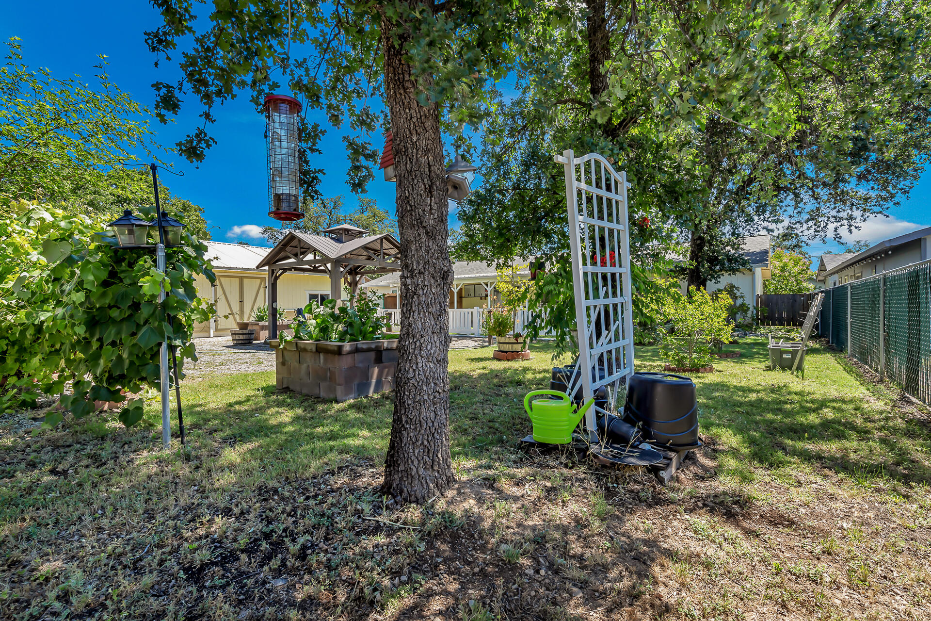 main property photo 46