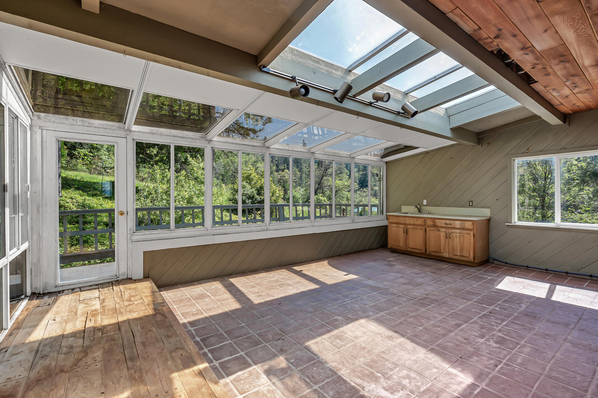 main property photo 59