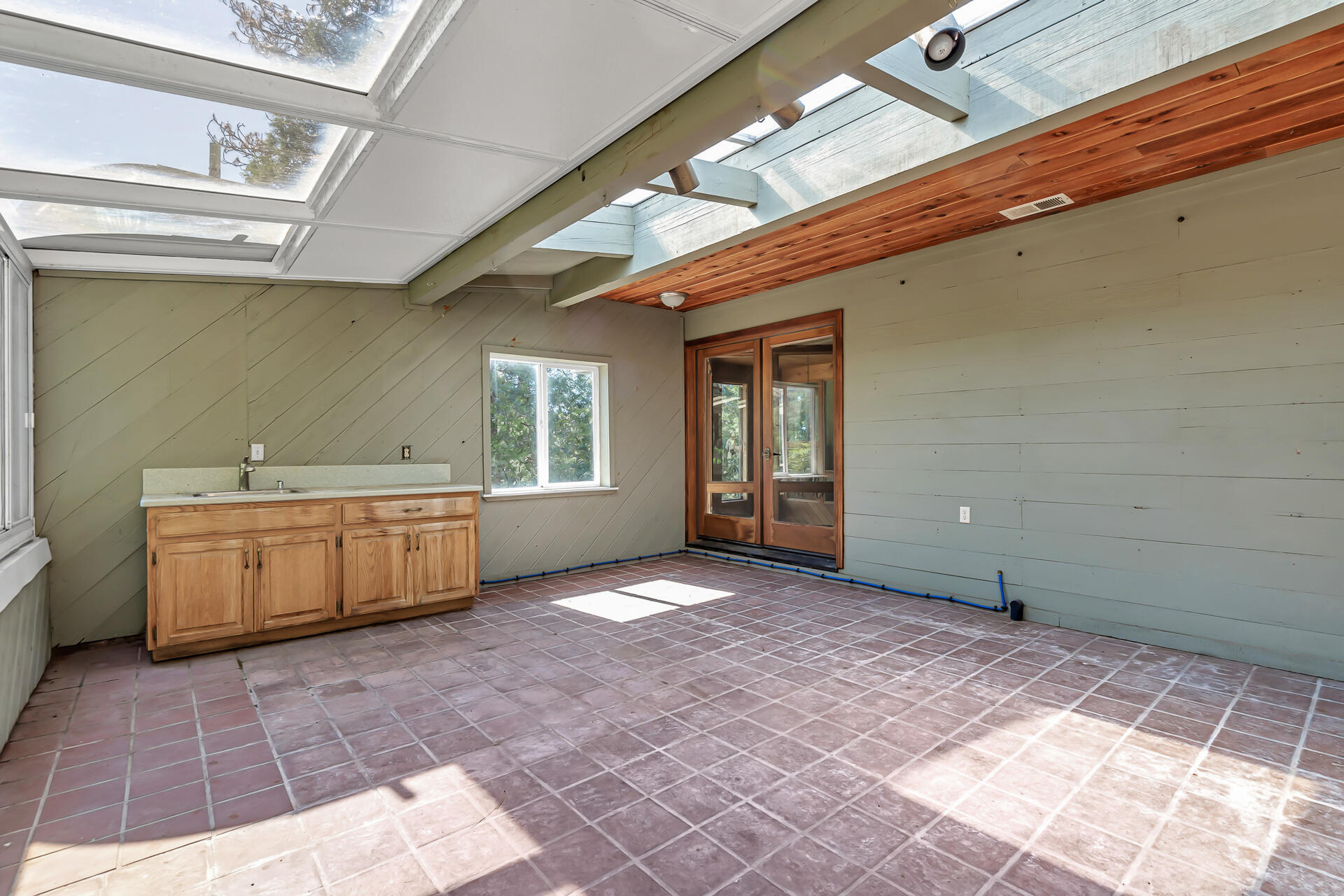 main property photo 60