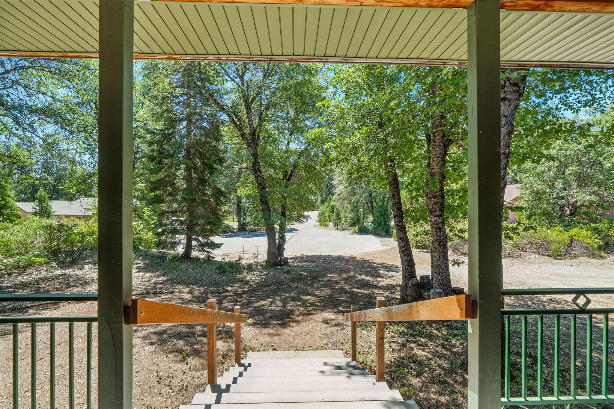 main property photo 27