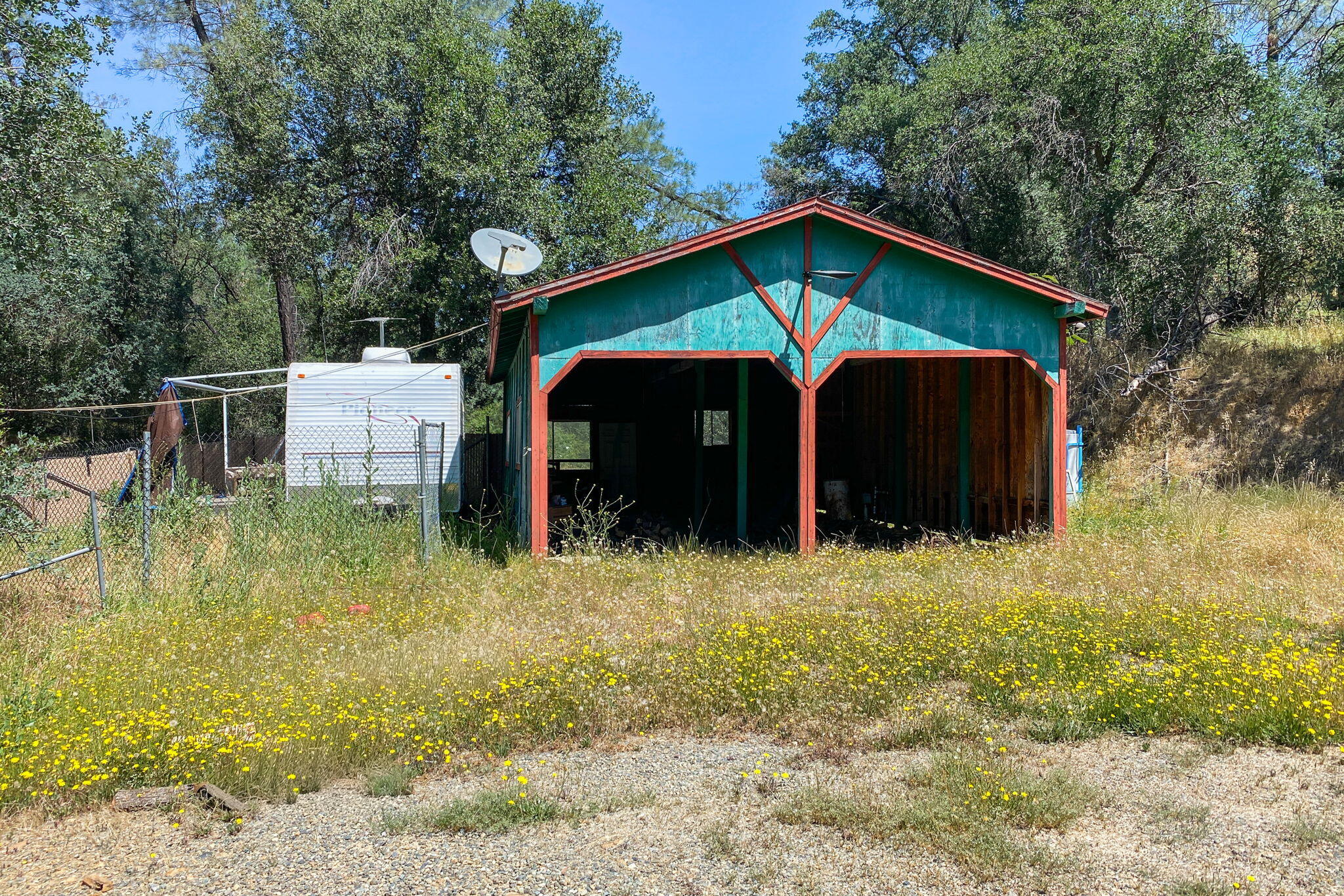 main property photo 4