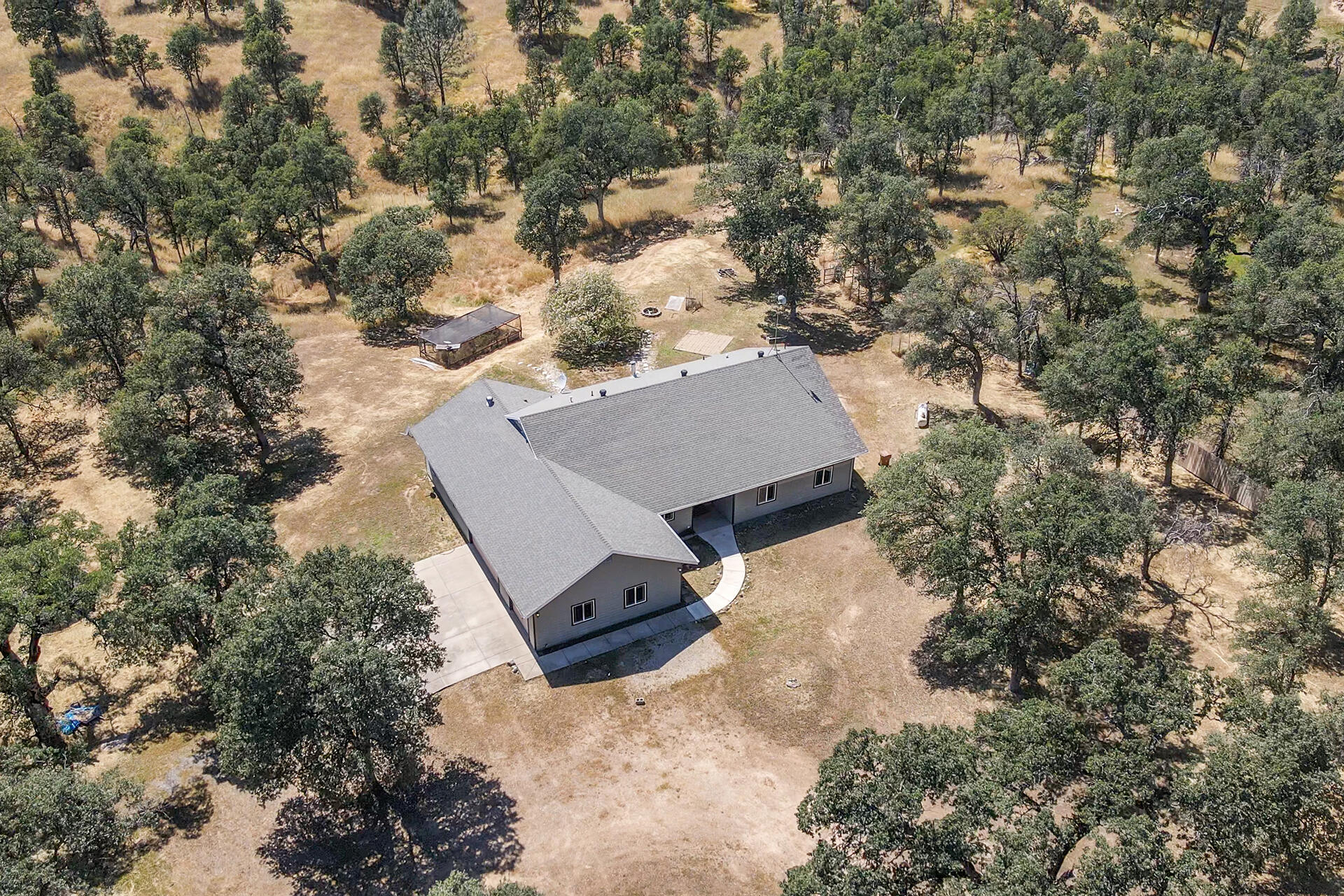 main property photo 56