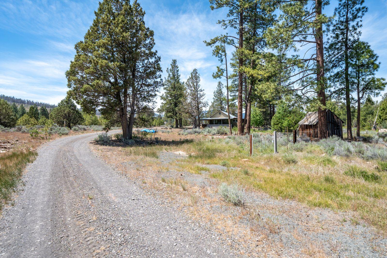 main property photo 123