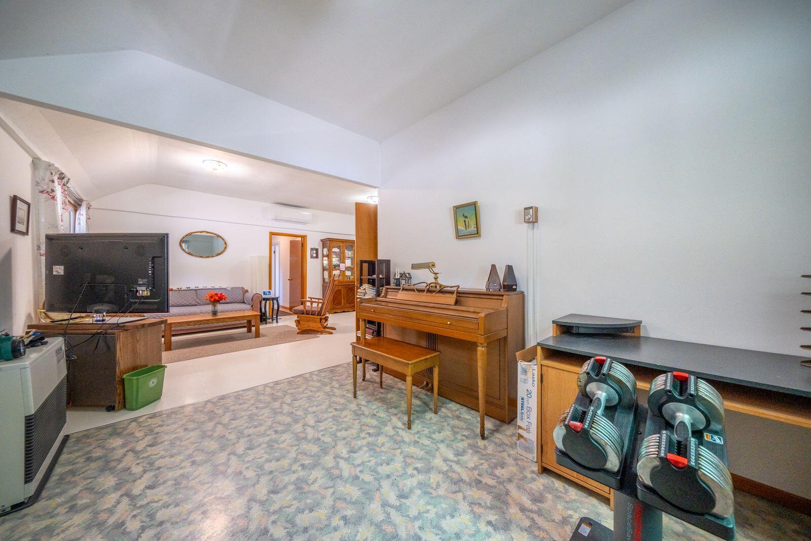 main property photo 52