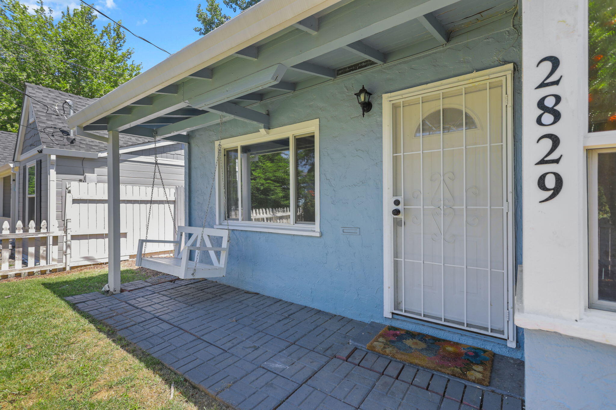 main property photo 25