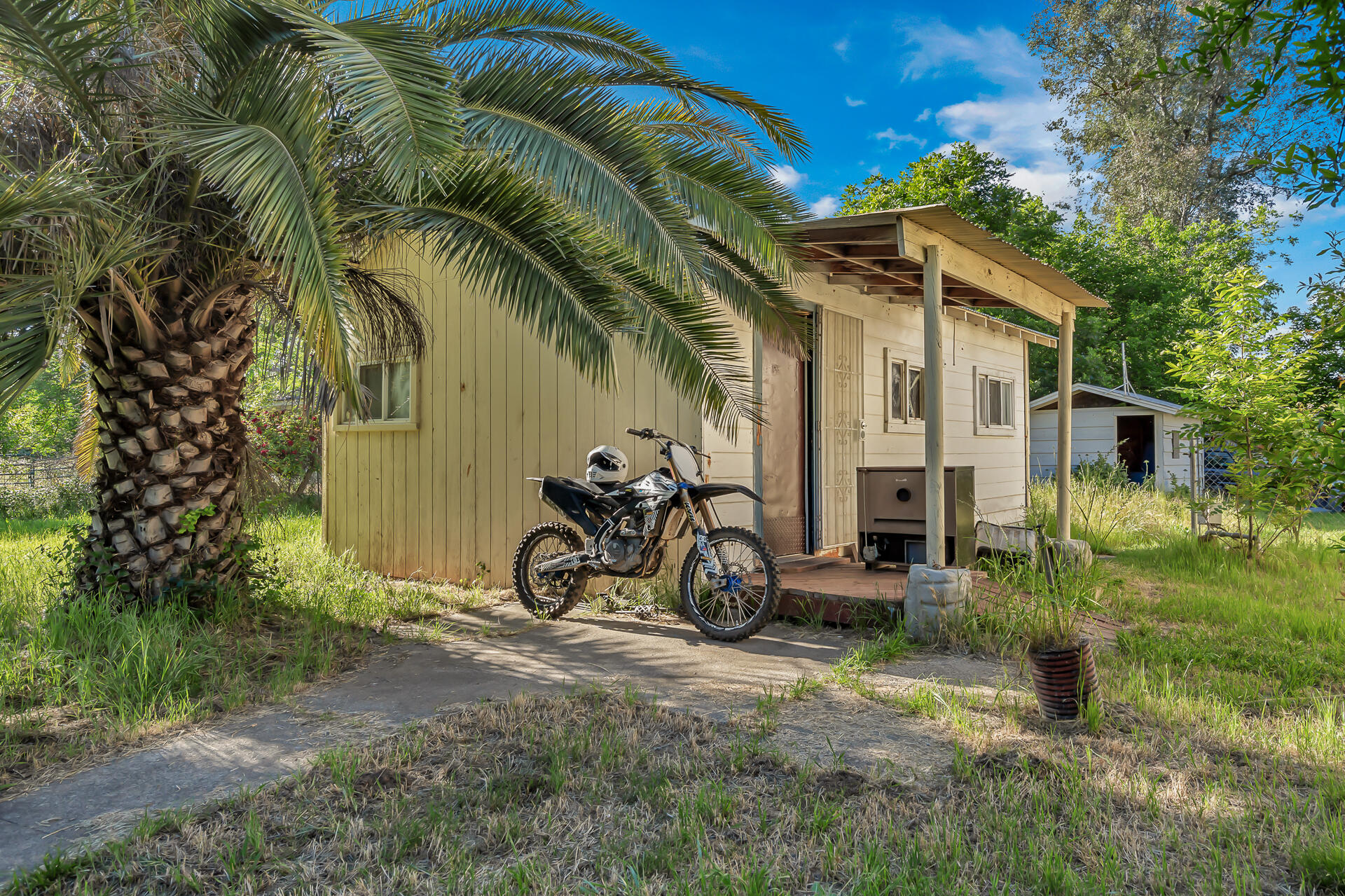 main property photo 19