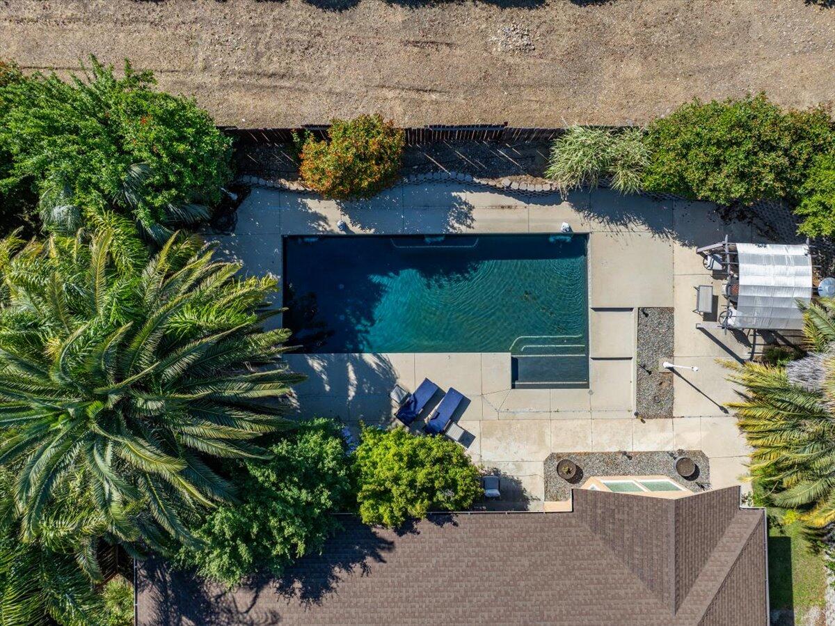 main property photo 55