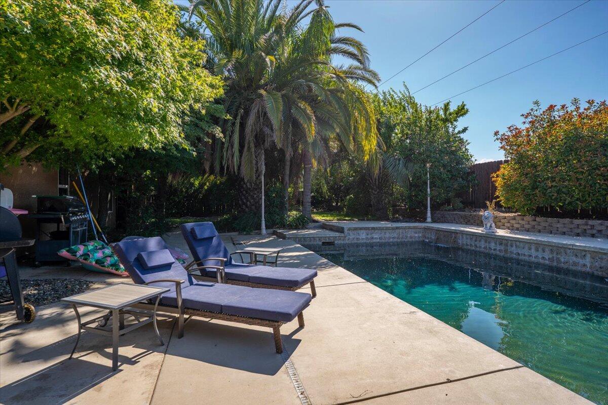 main property photo 57