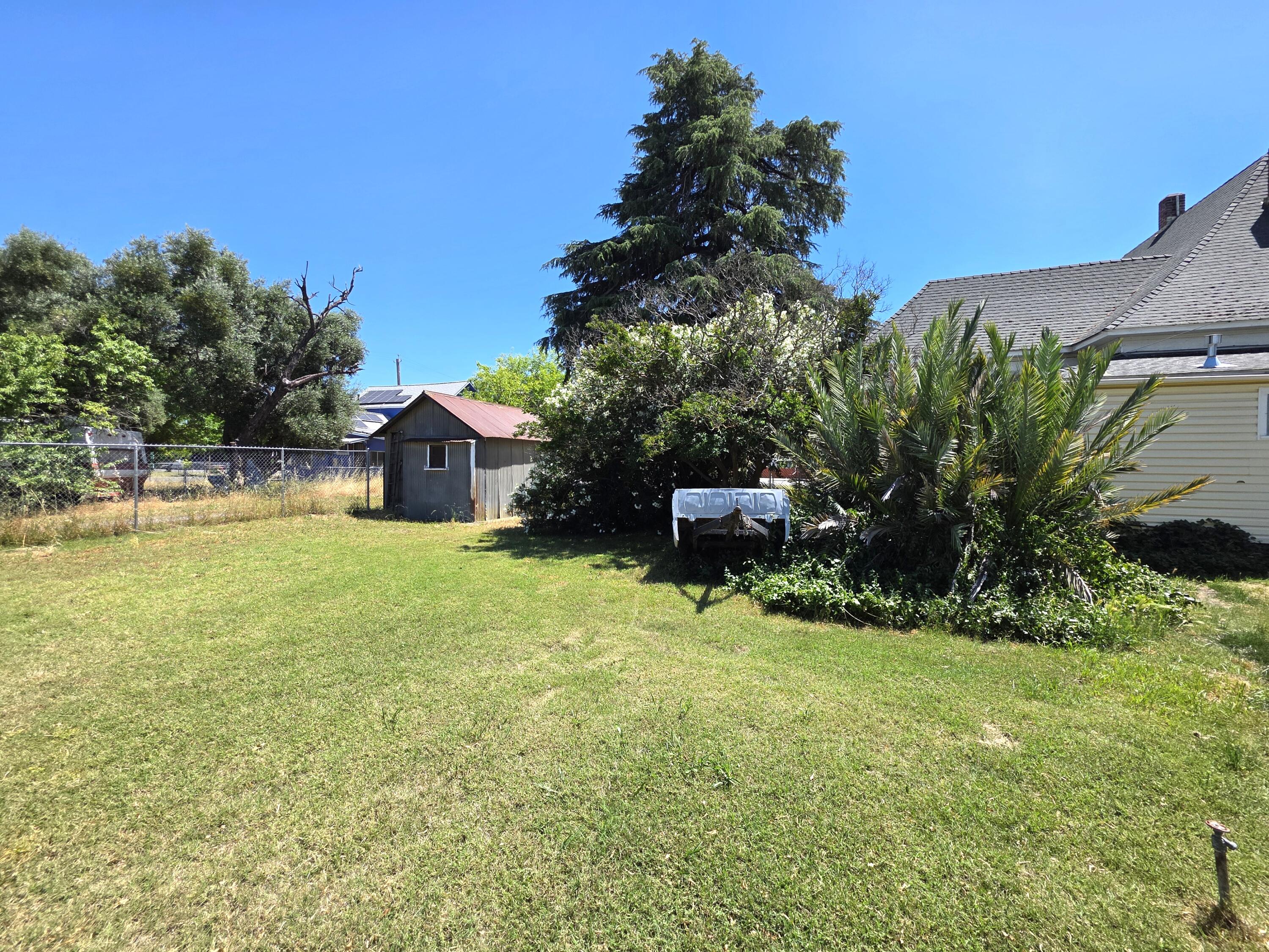 main property photo 33