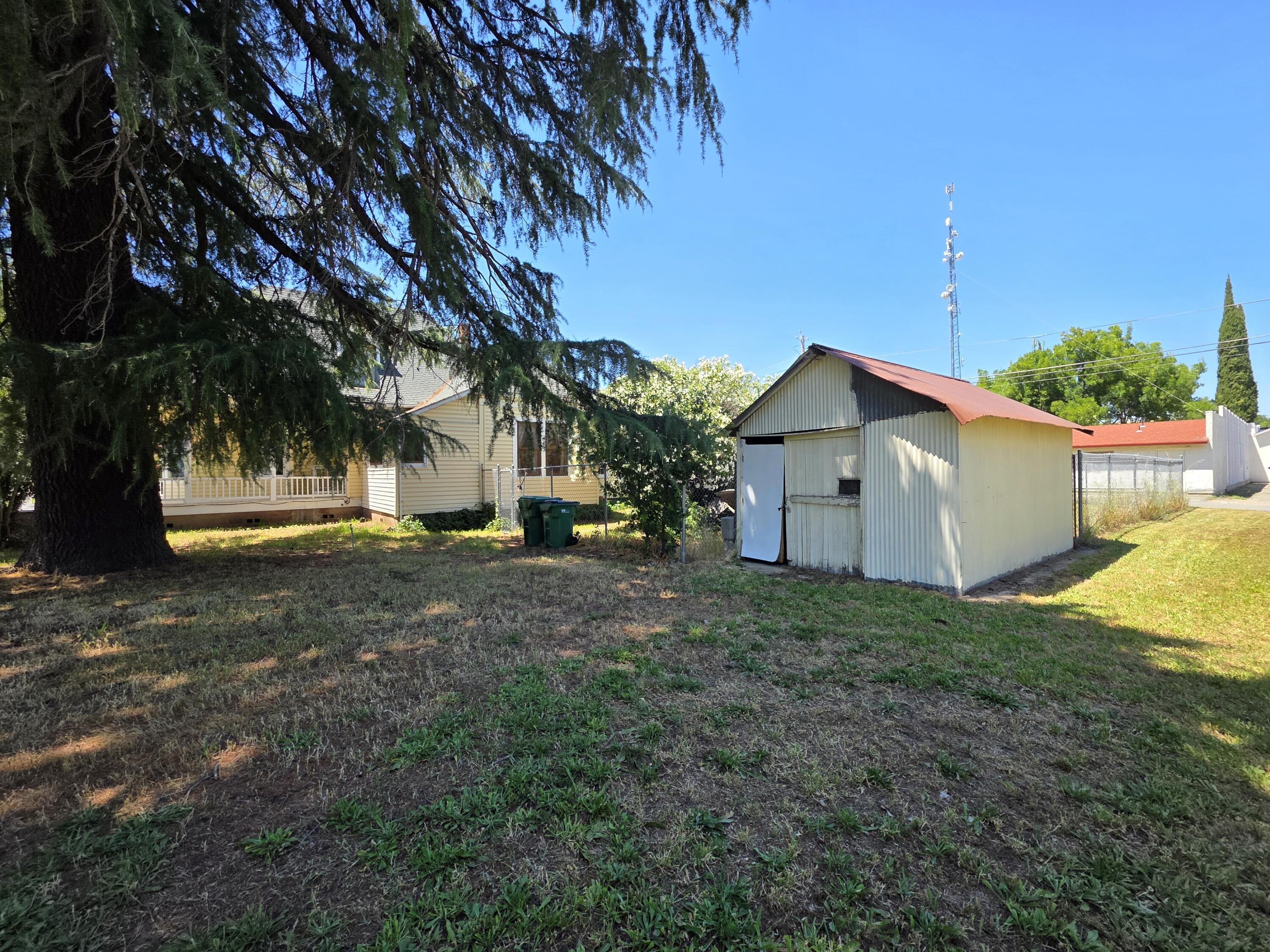 main property photo 39