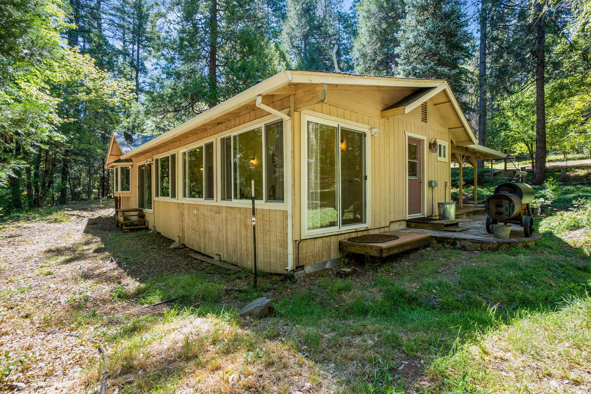 main property photo 35