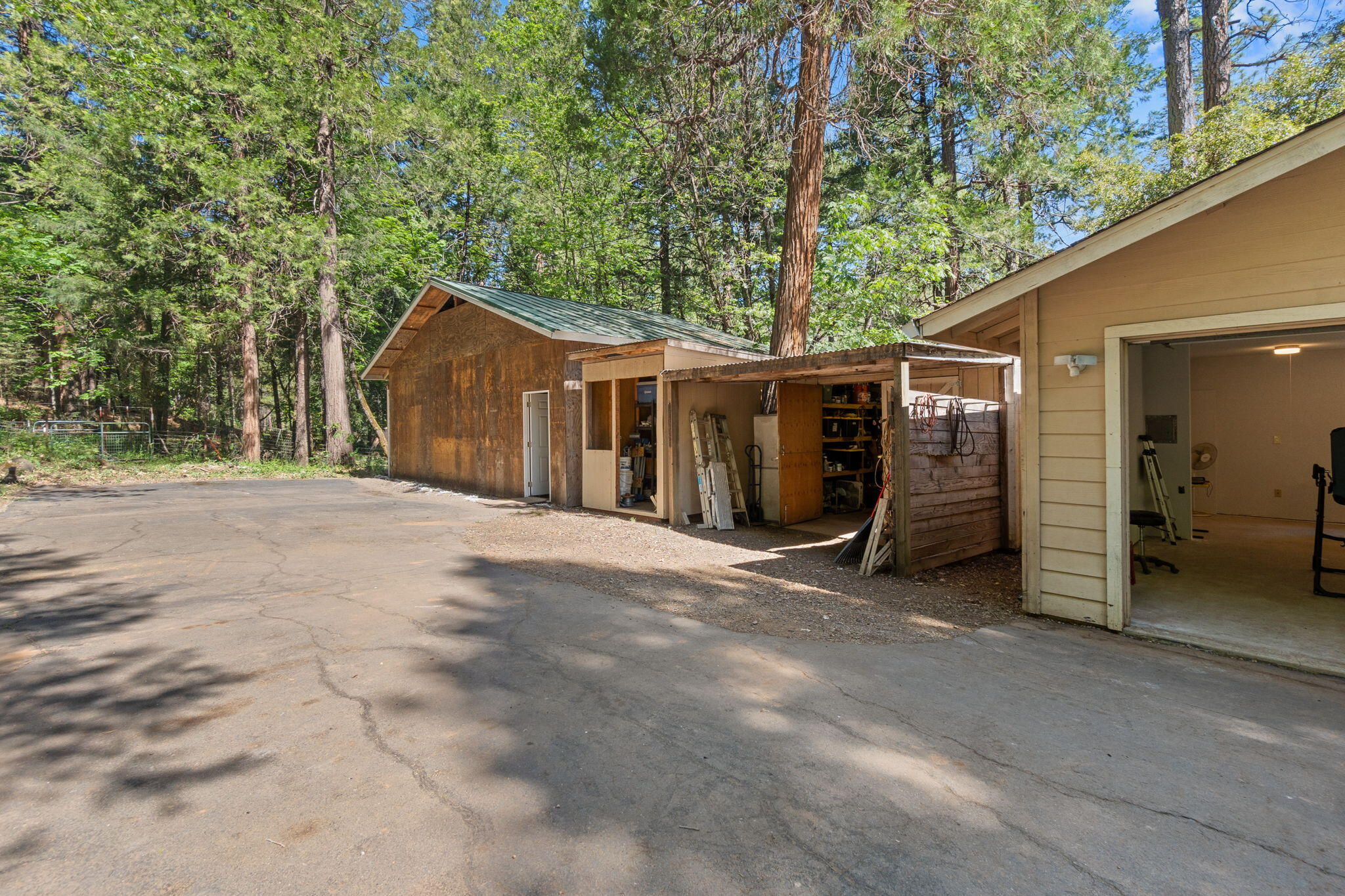 main property photo 43