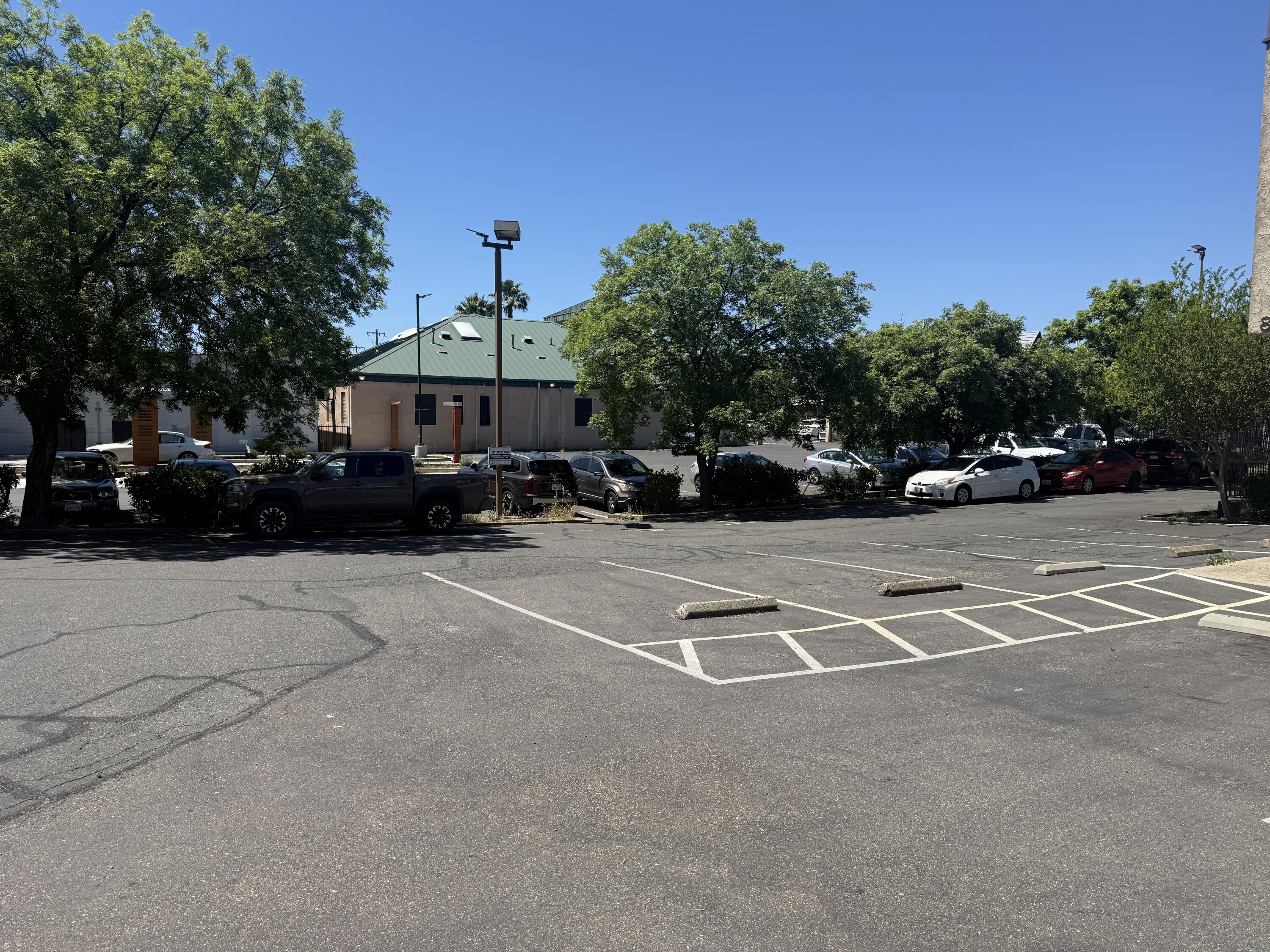 main property photo 26