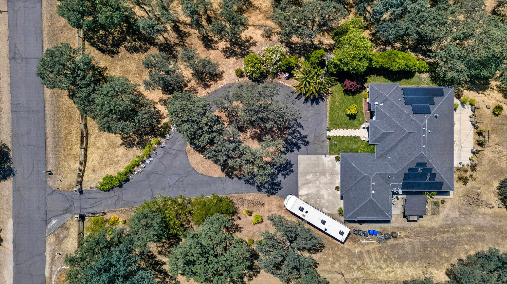 main property photo 51