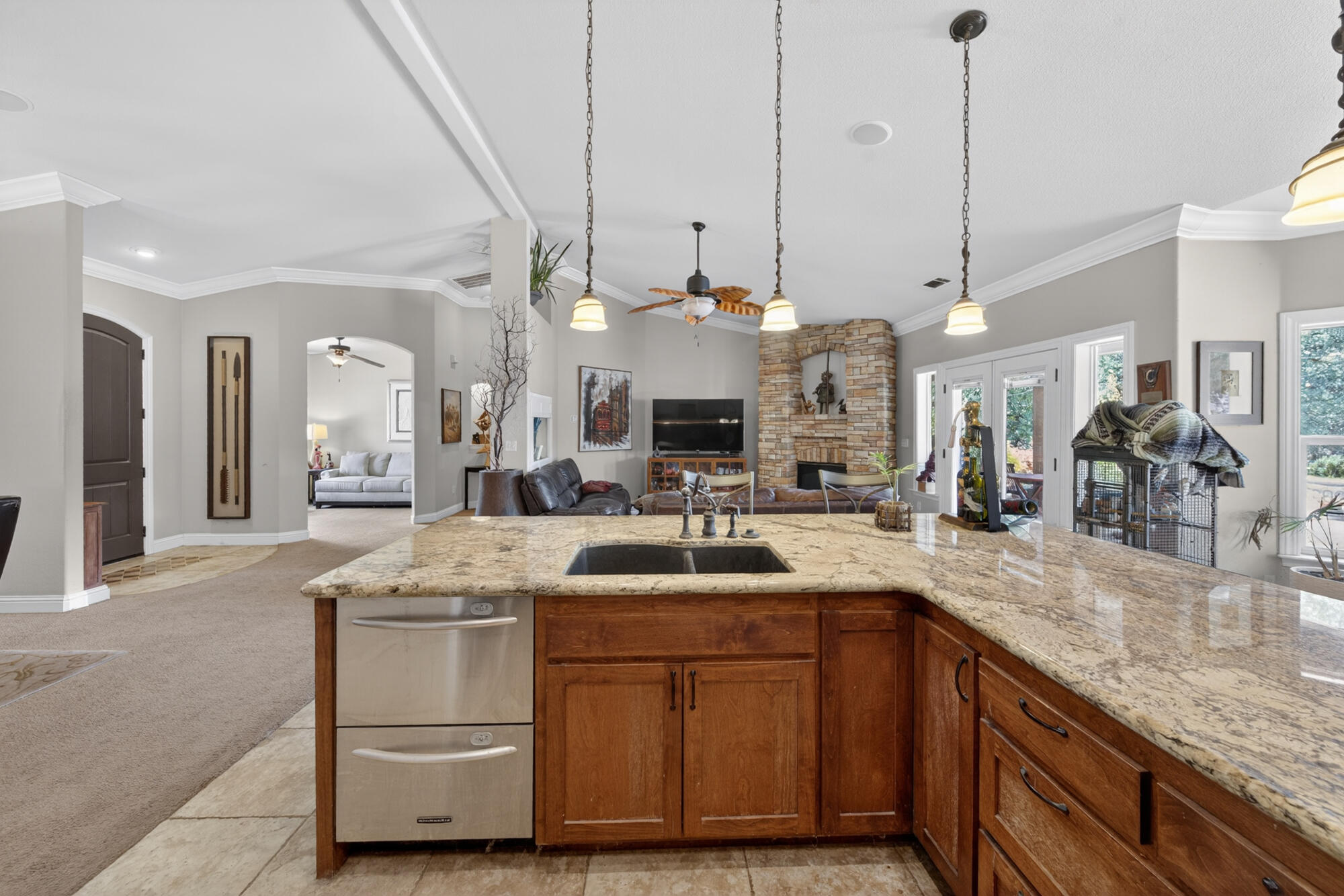 main property photo 7