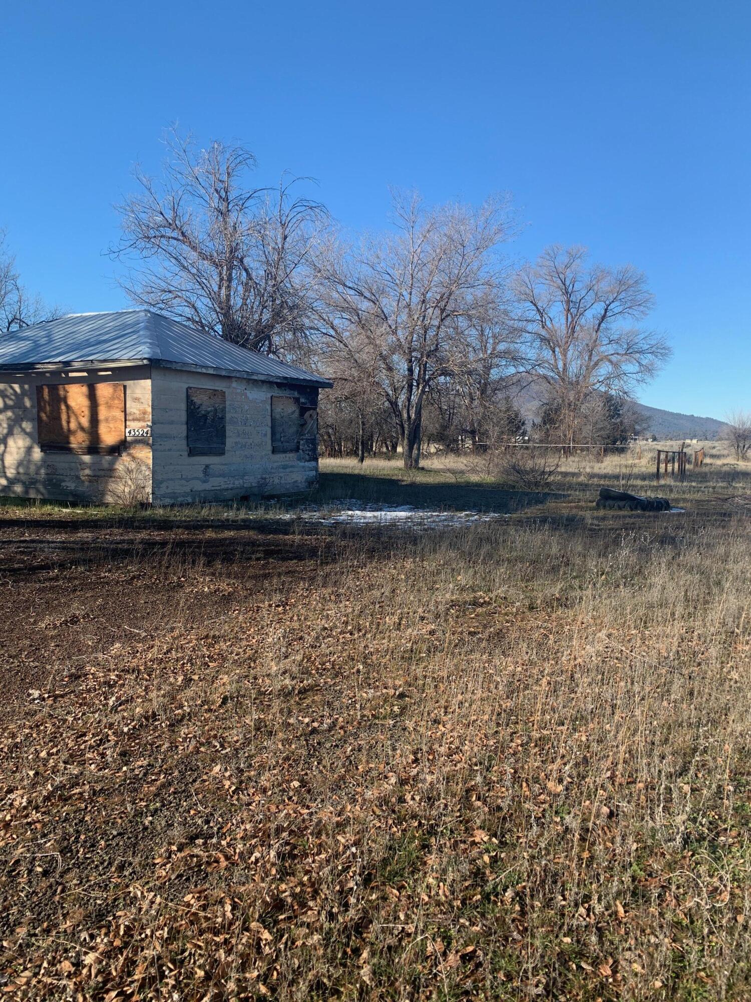 main property photo 30