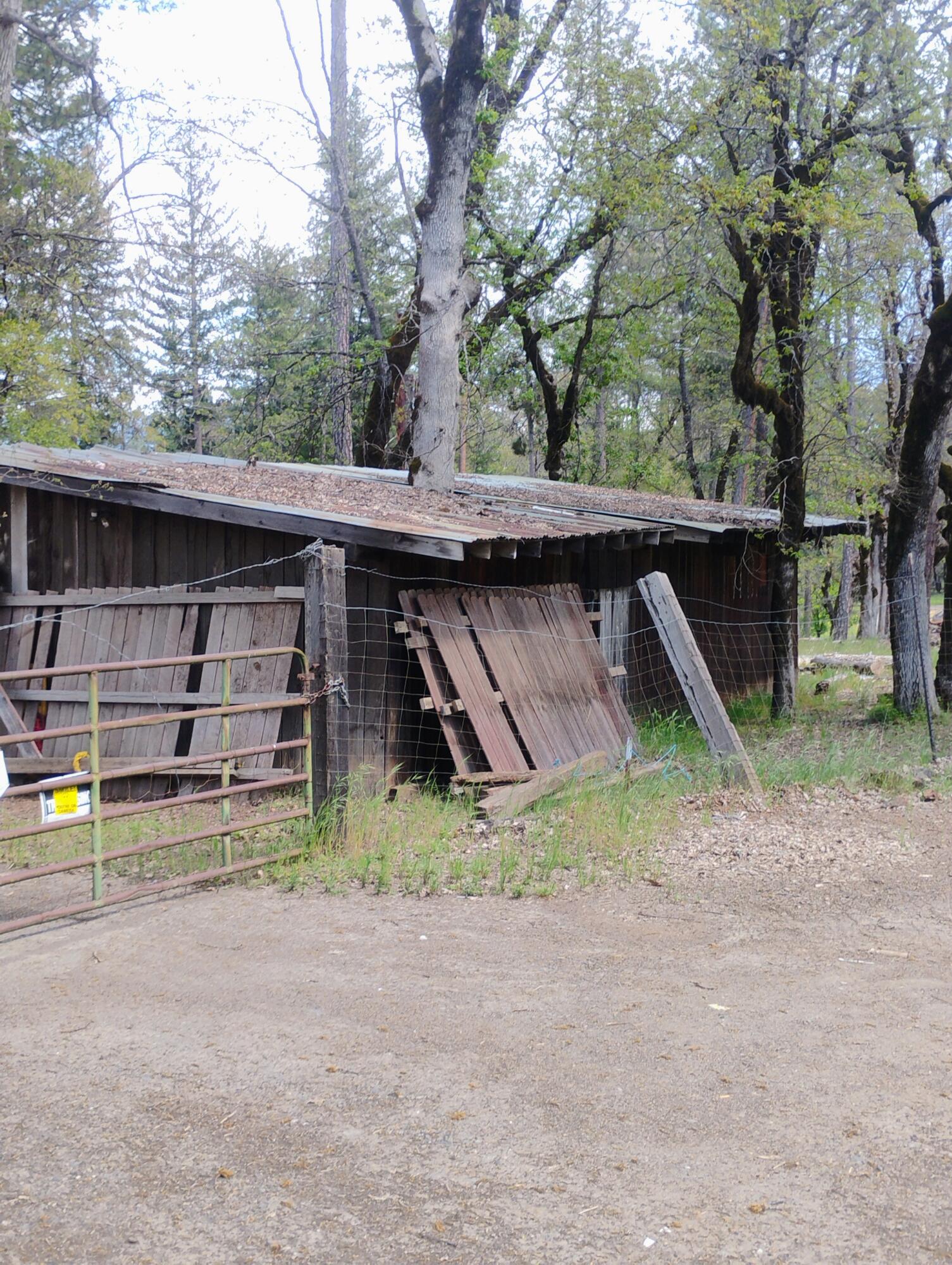 main property photo 37