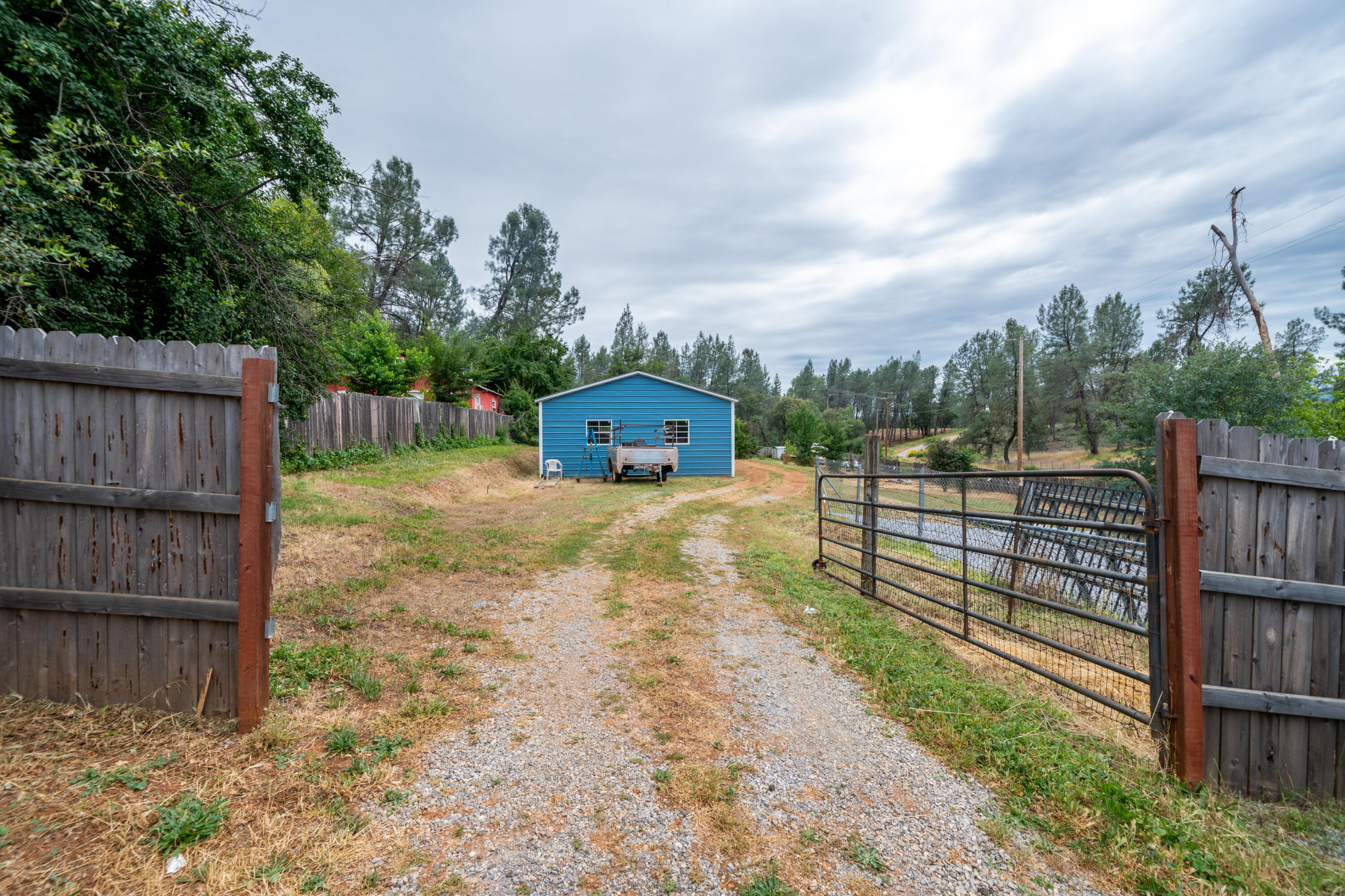 main property photo 18
