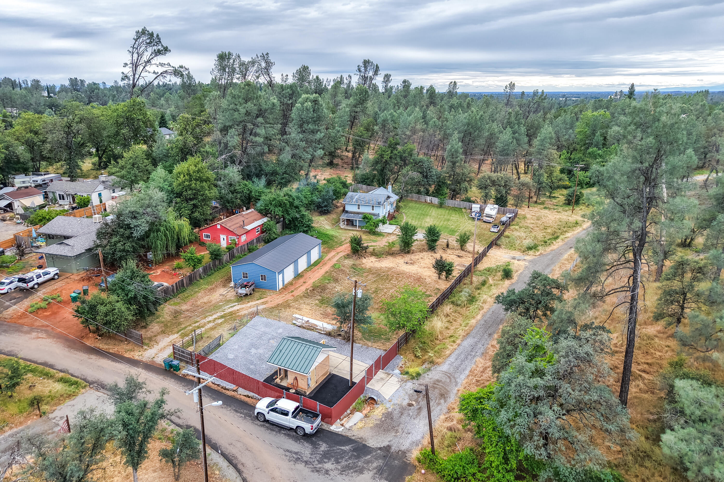 main property photo 8