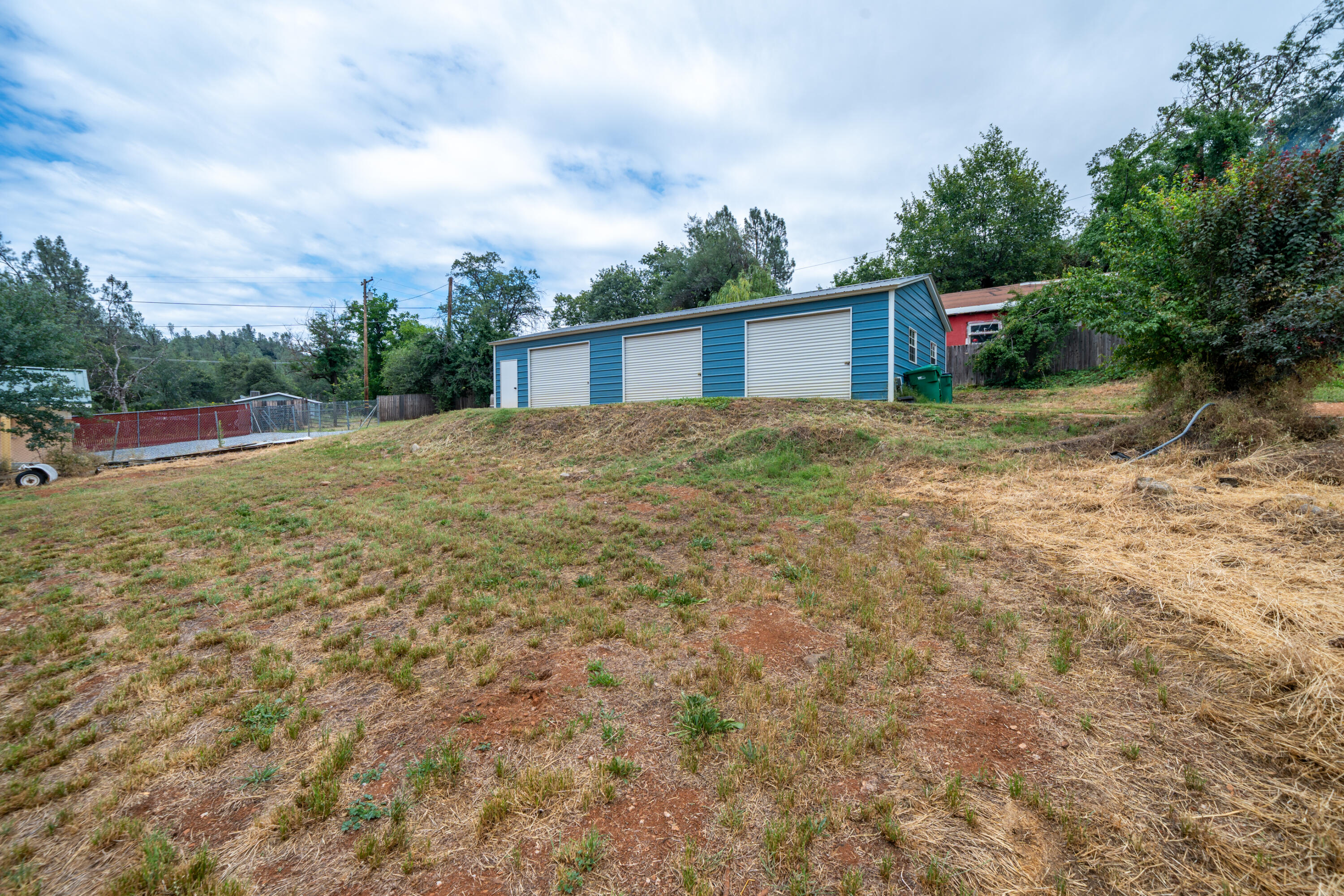 main property photo 83