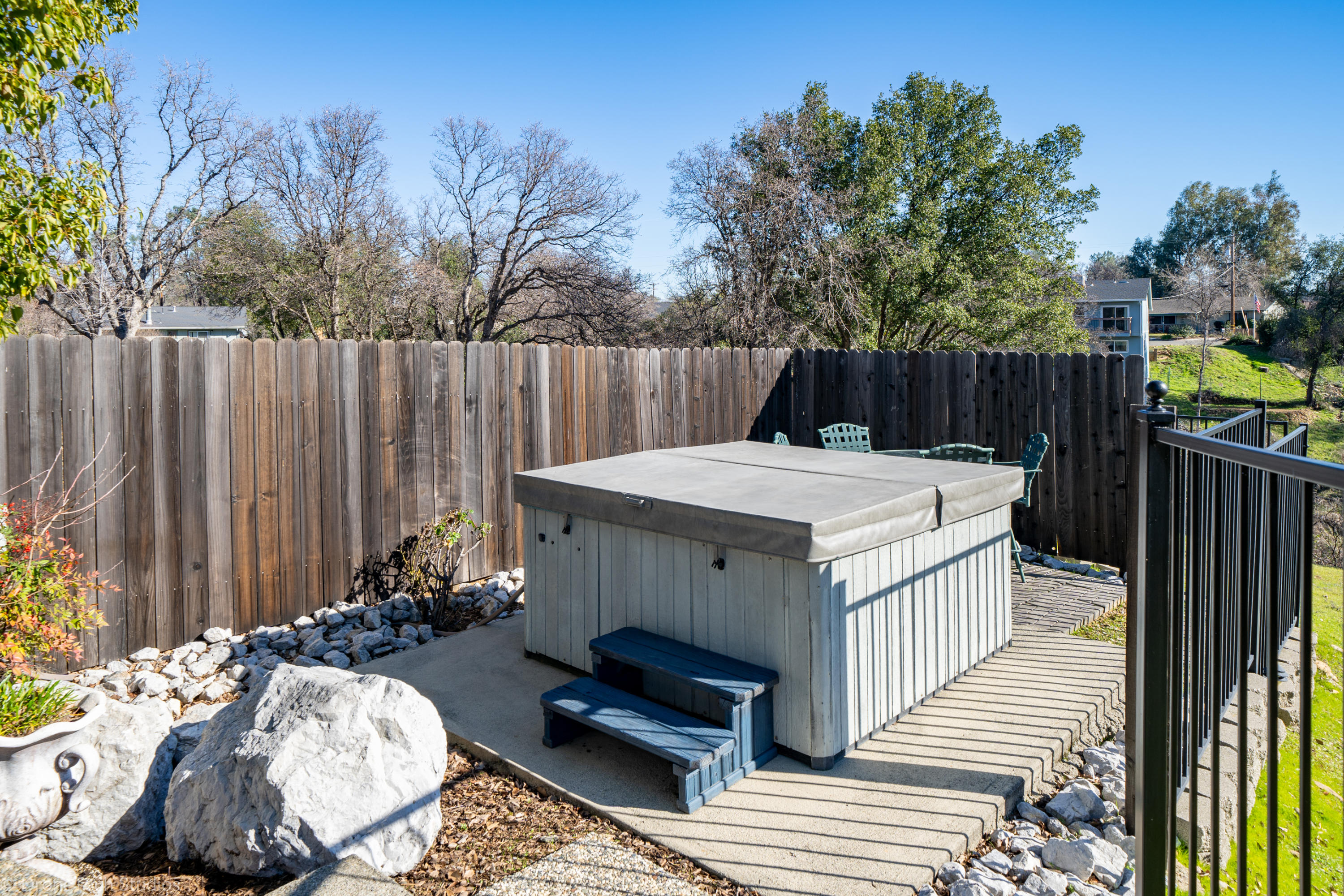 main property photo 44