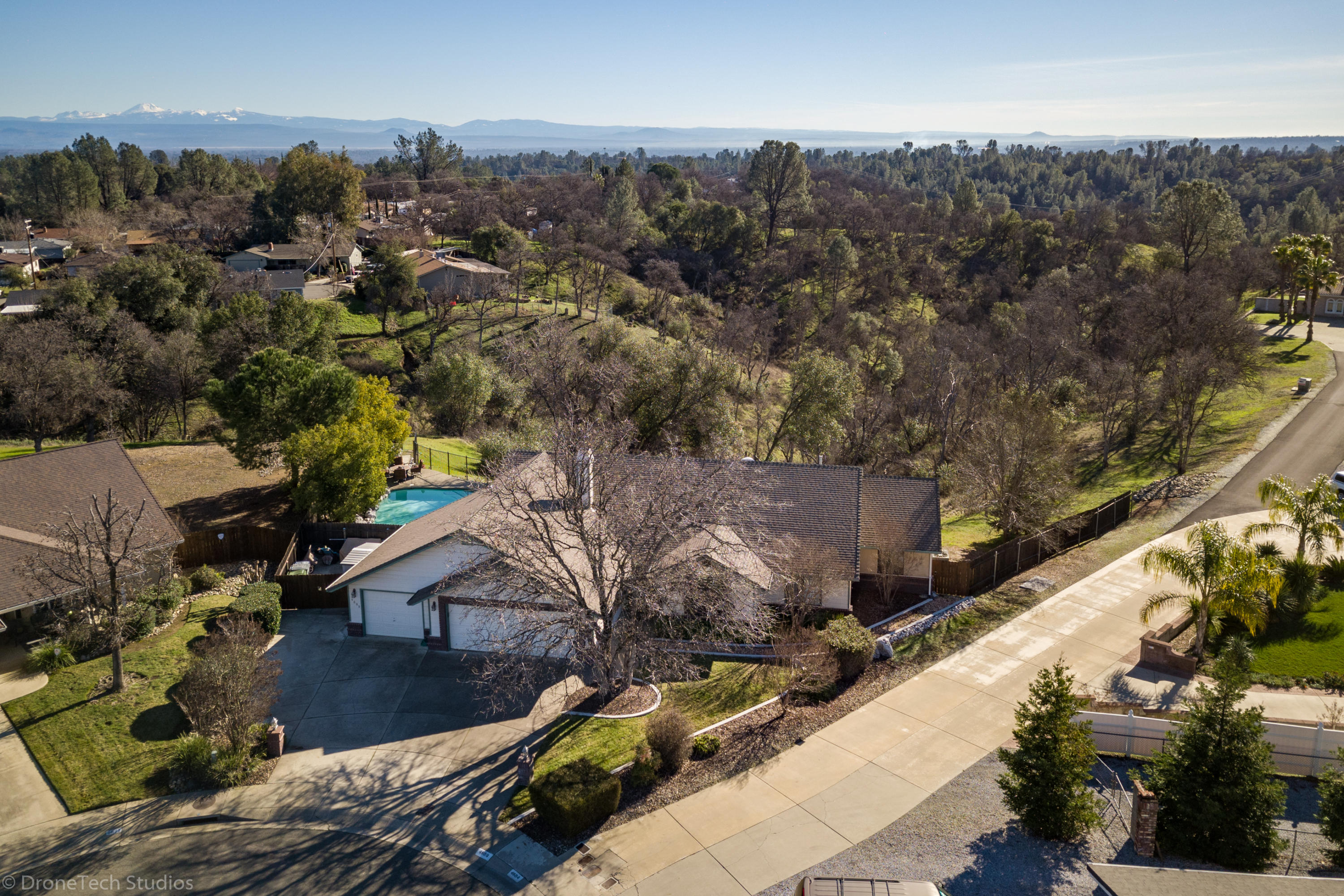 main property photo 58